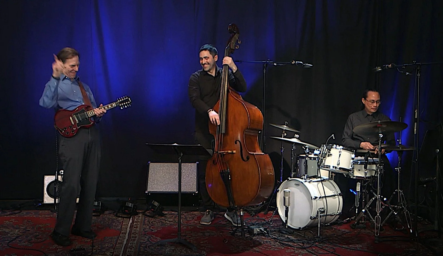Straight ahead jazz by the Tom Wright Trio