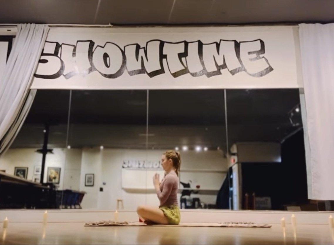 Vinyasa I Yoga with Coach Louise