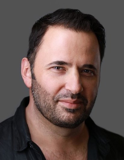 Jerry Ghionis