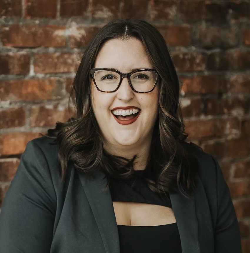 Laurie Edmundson.jpg