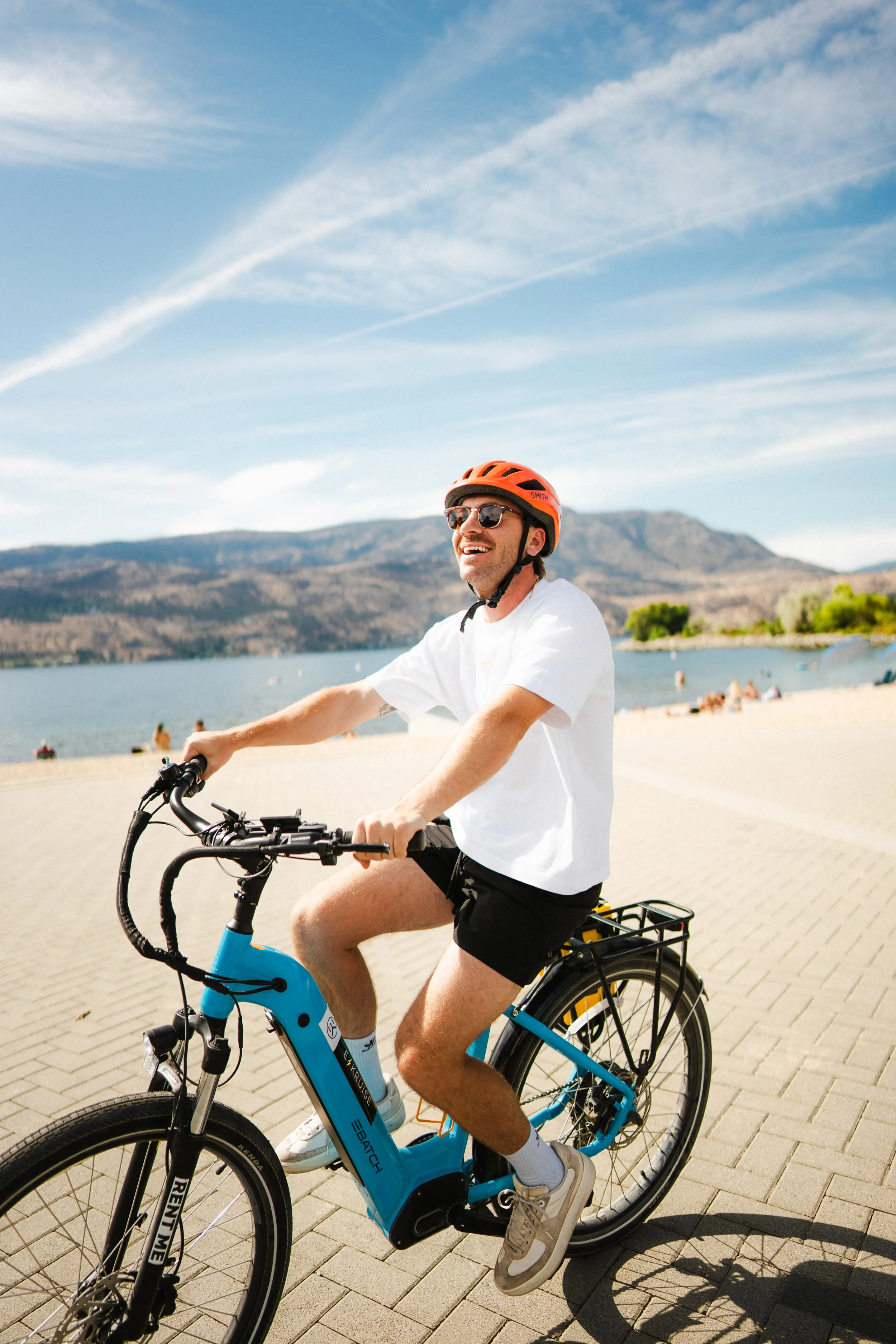 E-Bike Downtown Kelowna + Marina - 2