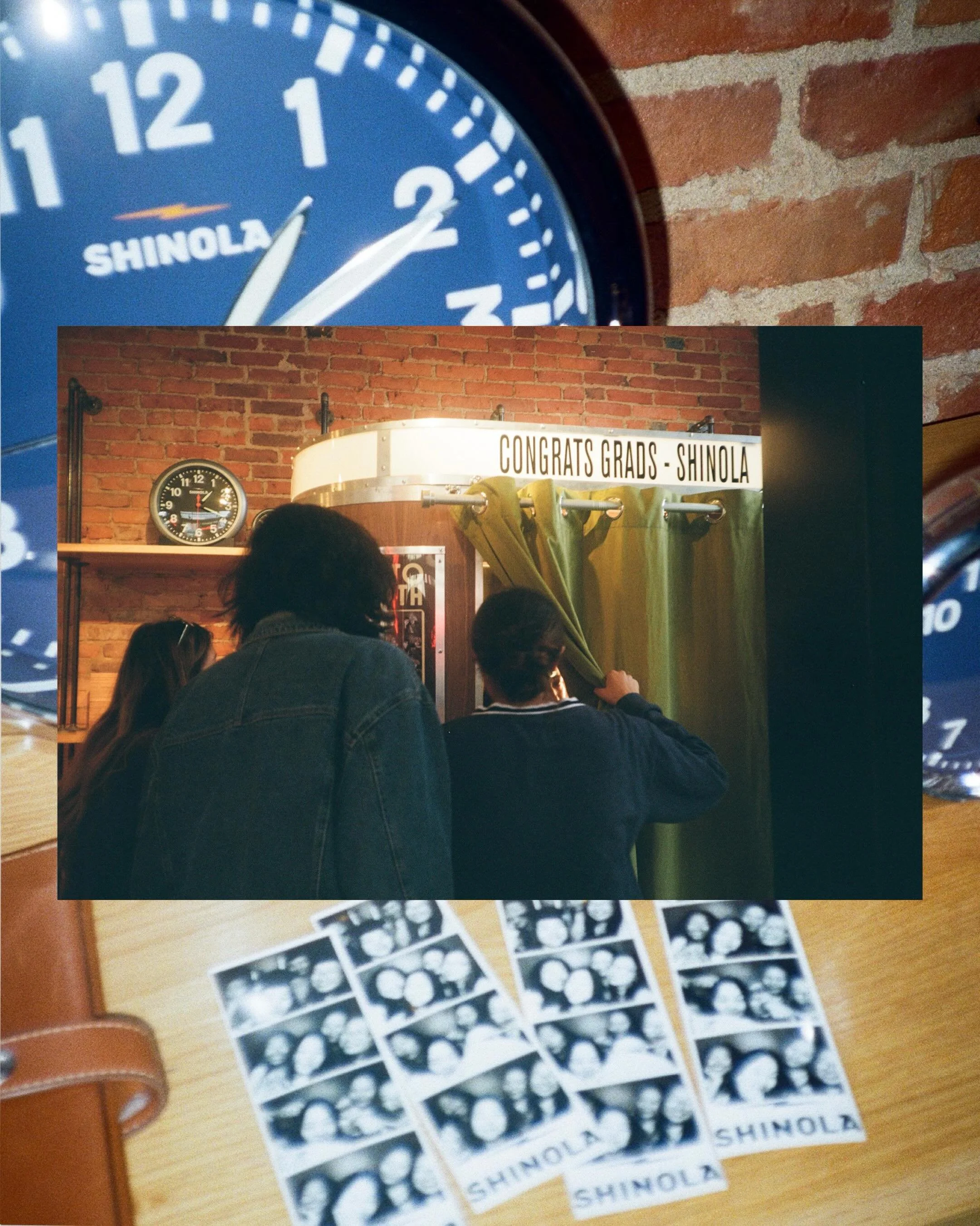grad season at shinola ann arbor 🎓💙💛🎓

#detroitphotobooth #michiganbride #michiganwedding #michiganphotobootb #uofm