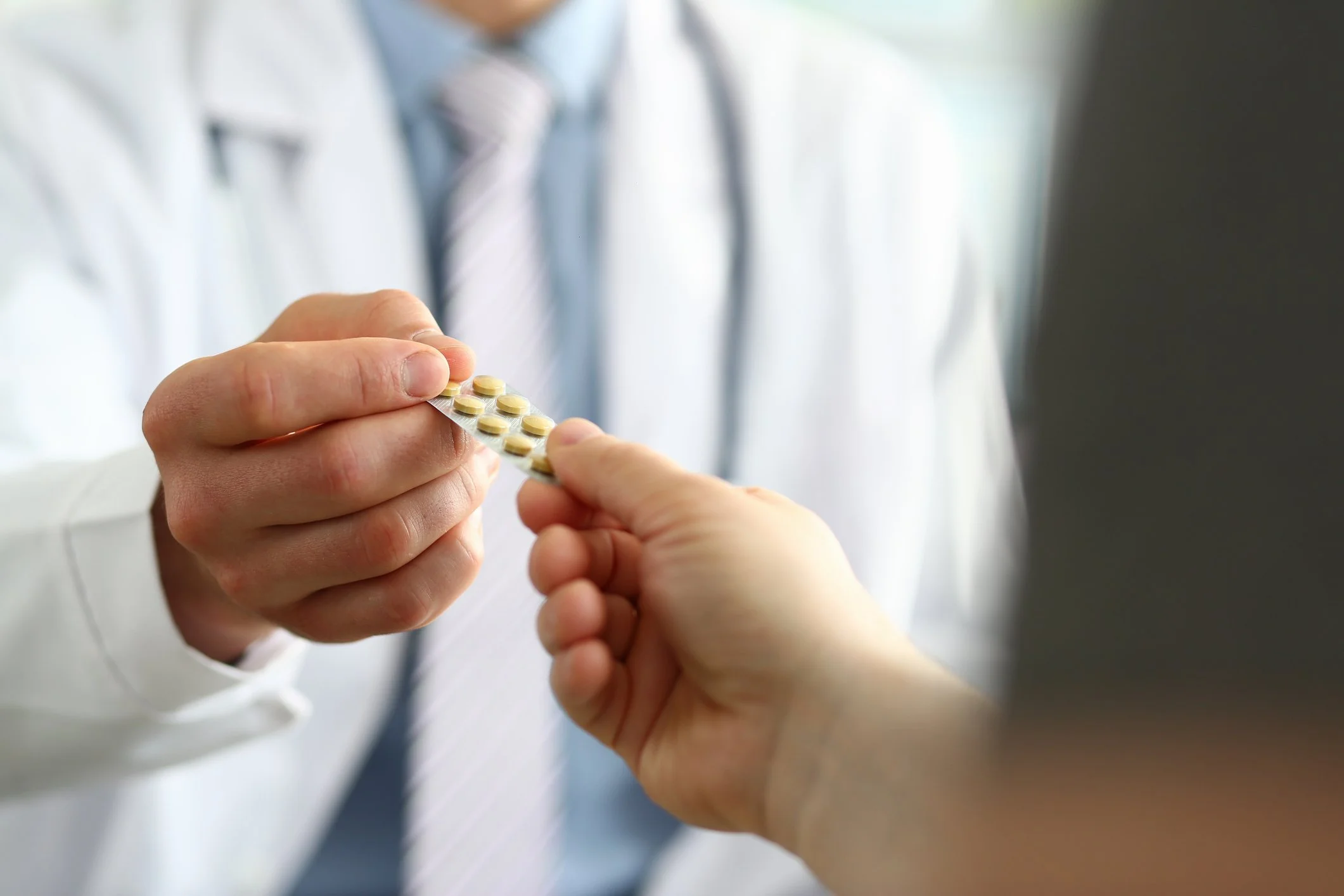 Hawaii and Vermont Join Other States to Allow Psychologists to Prescibe Medications