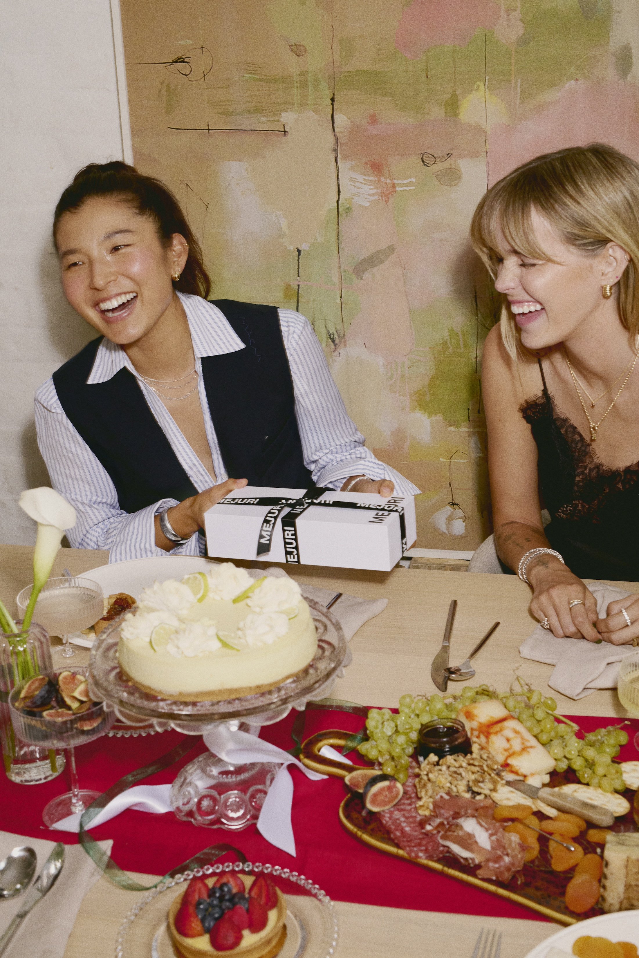 FY25_HOLIDAY1_GROUP_SHOT_08_256 1.jpg