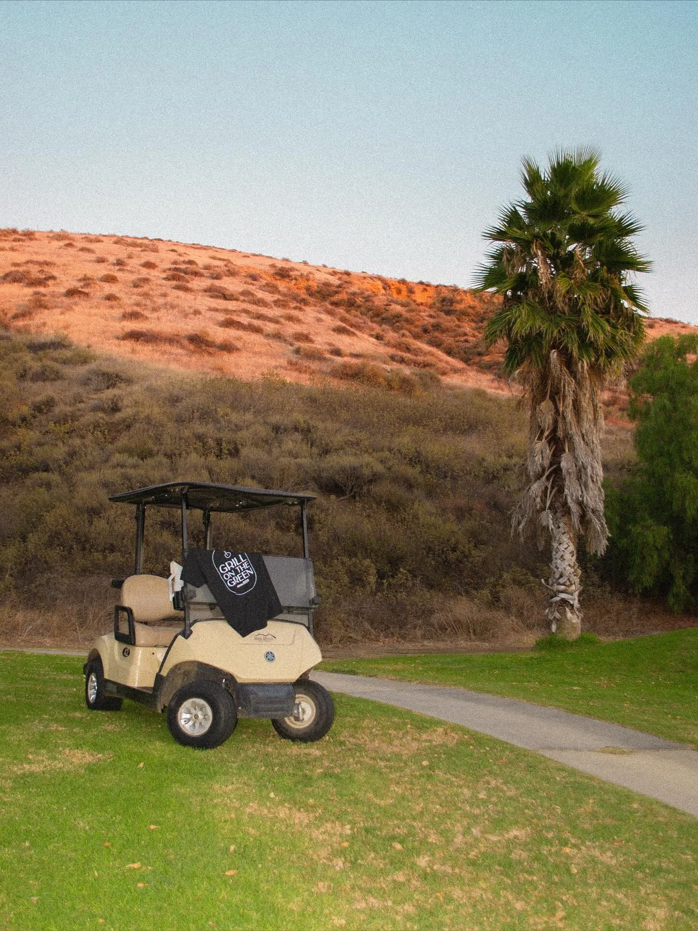 Sunsets on the green &gt;&gt;&gt;&gt;
⛳️🍗🍔