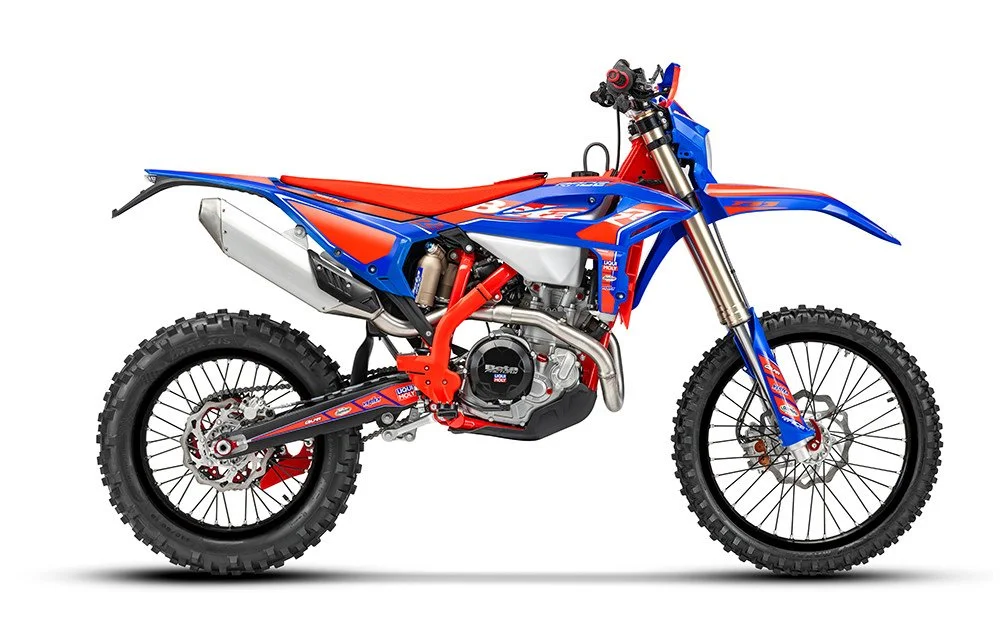 RR-Race-350-4T-My26-Lr-copy.jpg
