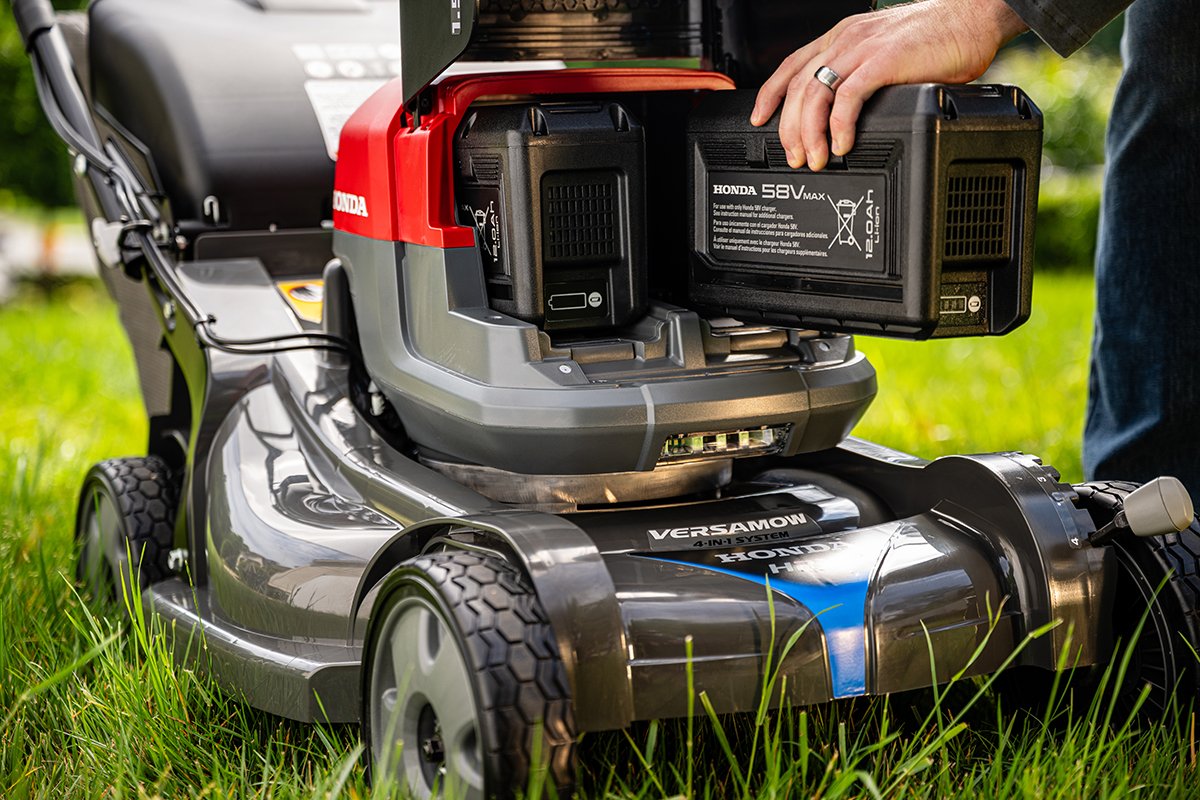 honda-lawn-mower-hrx-be-lifestyle-battery-02-rgb.jpg