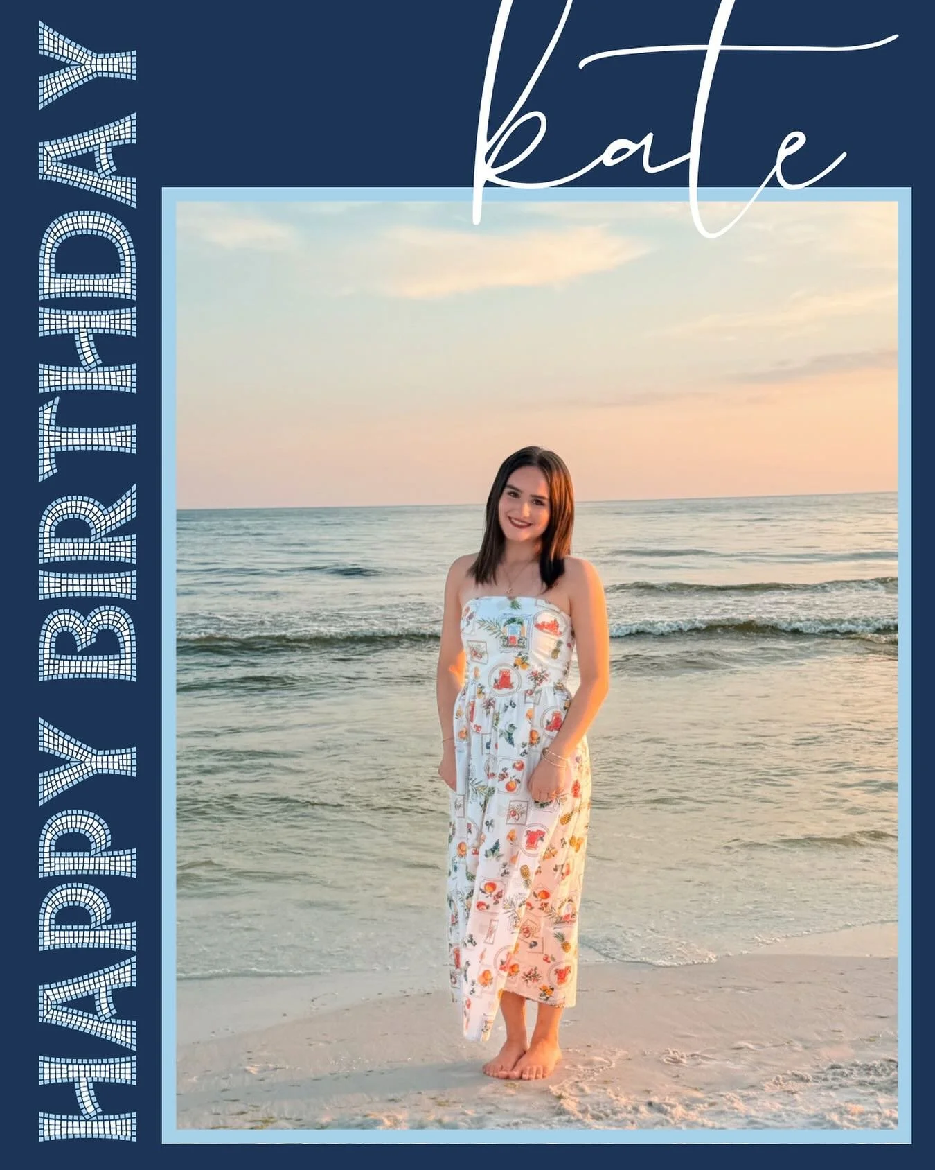 Happiest of birthdays to junior, @kate.e.gold ✨ We love you and hope you have a fantastic day!! 💙🤍⚓️ #seastheday #gotspinnakers #tcd