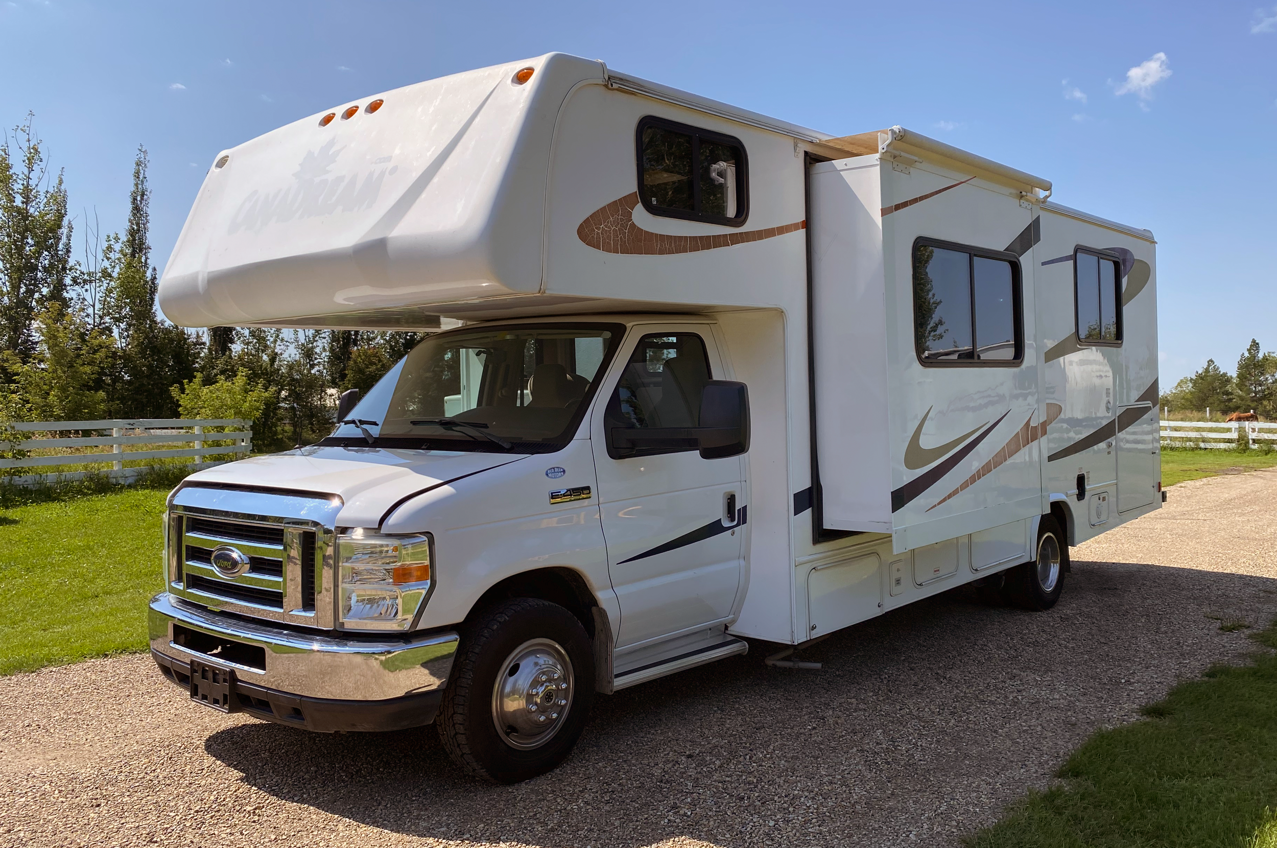 FR-Motorhome-Pullout.png