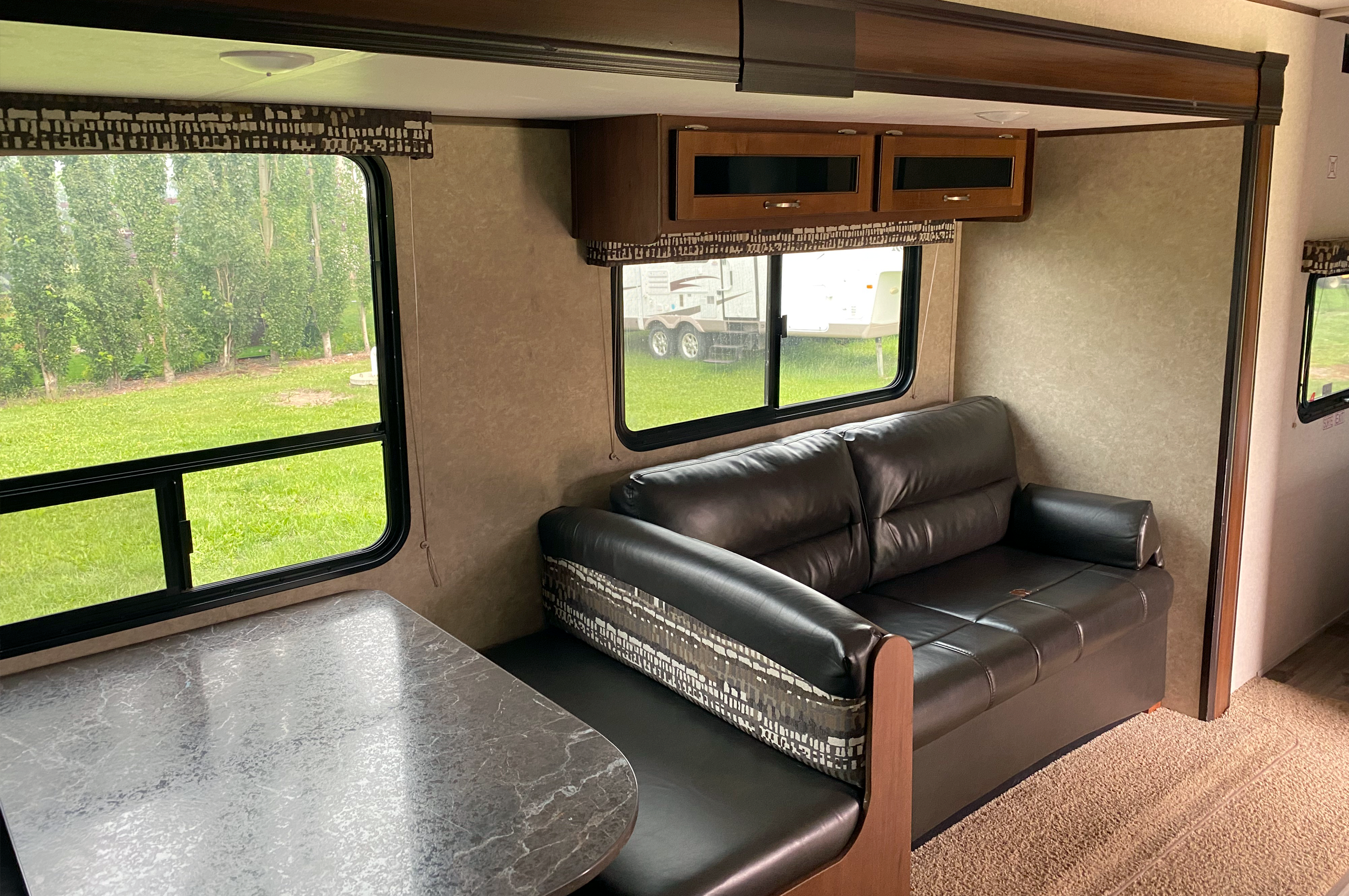 JAYCO 26 BHS-Slide.png