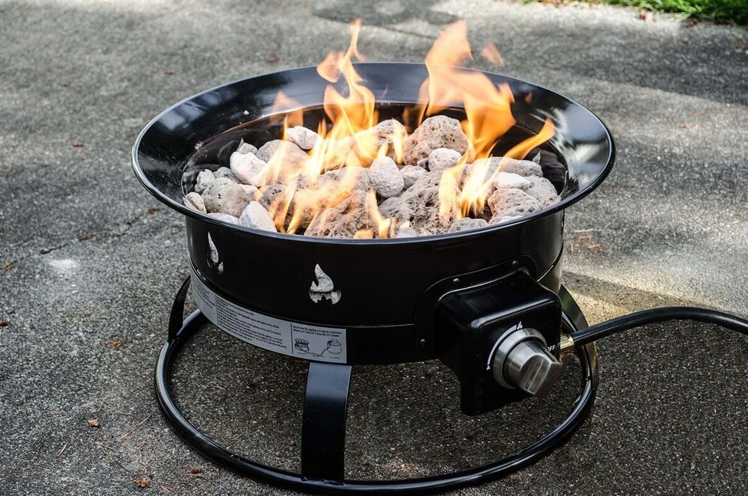 A propane firepit can be very handy when there is a fire ban. You can rent a propane fire pit and propane from Creekside RV Rentals.