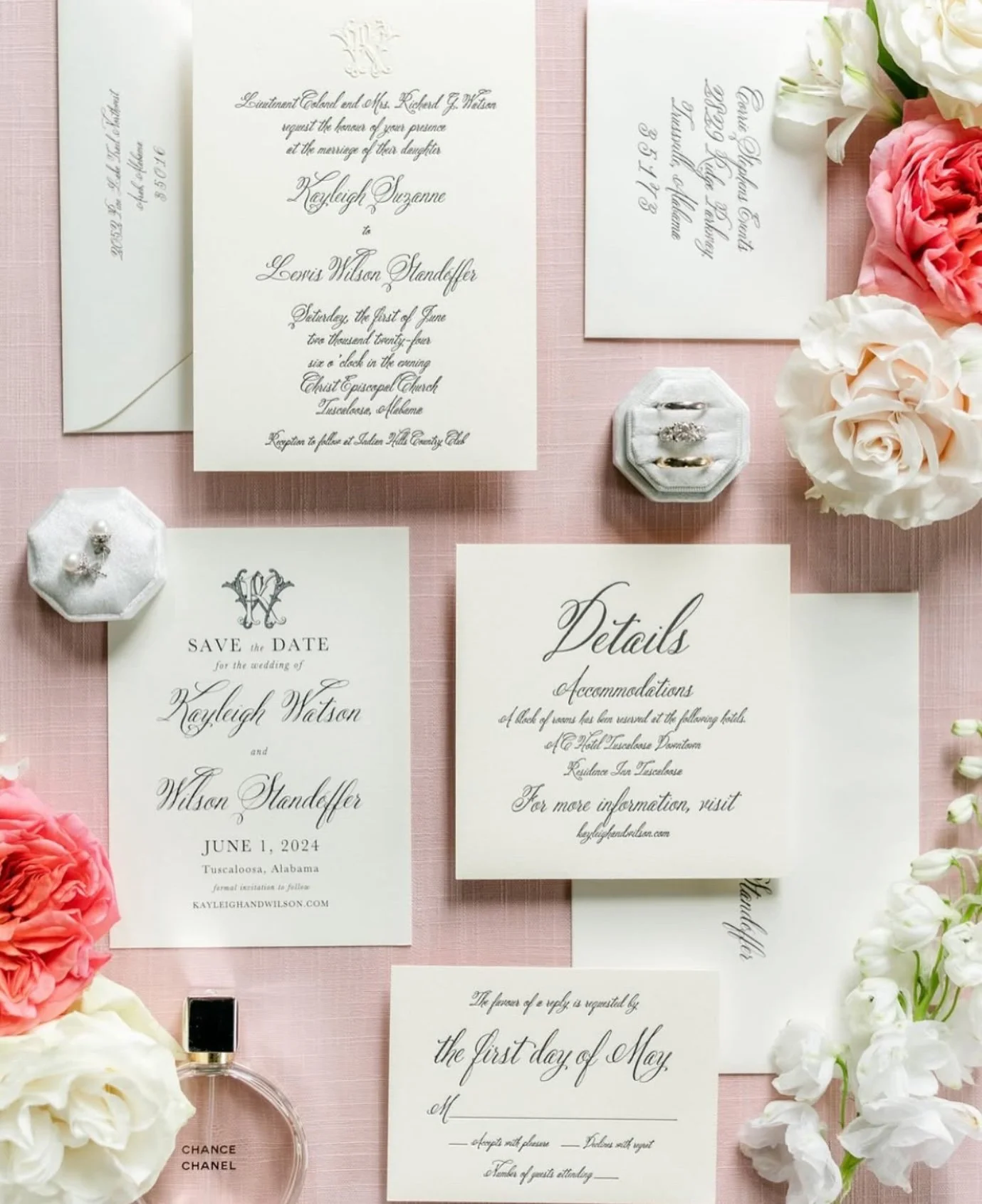 Still swooning over this beautiful suite 🤍 from save the dates to day of paper the black and ecru coloring was a dream! 

When Corrie Stephens Events came to us with Kayleigh&rsquo;s desired combo of embossing and letterpress we were thrilled to wat
