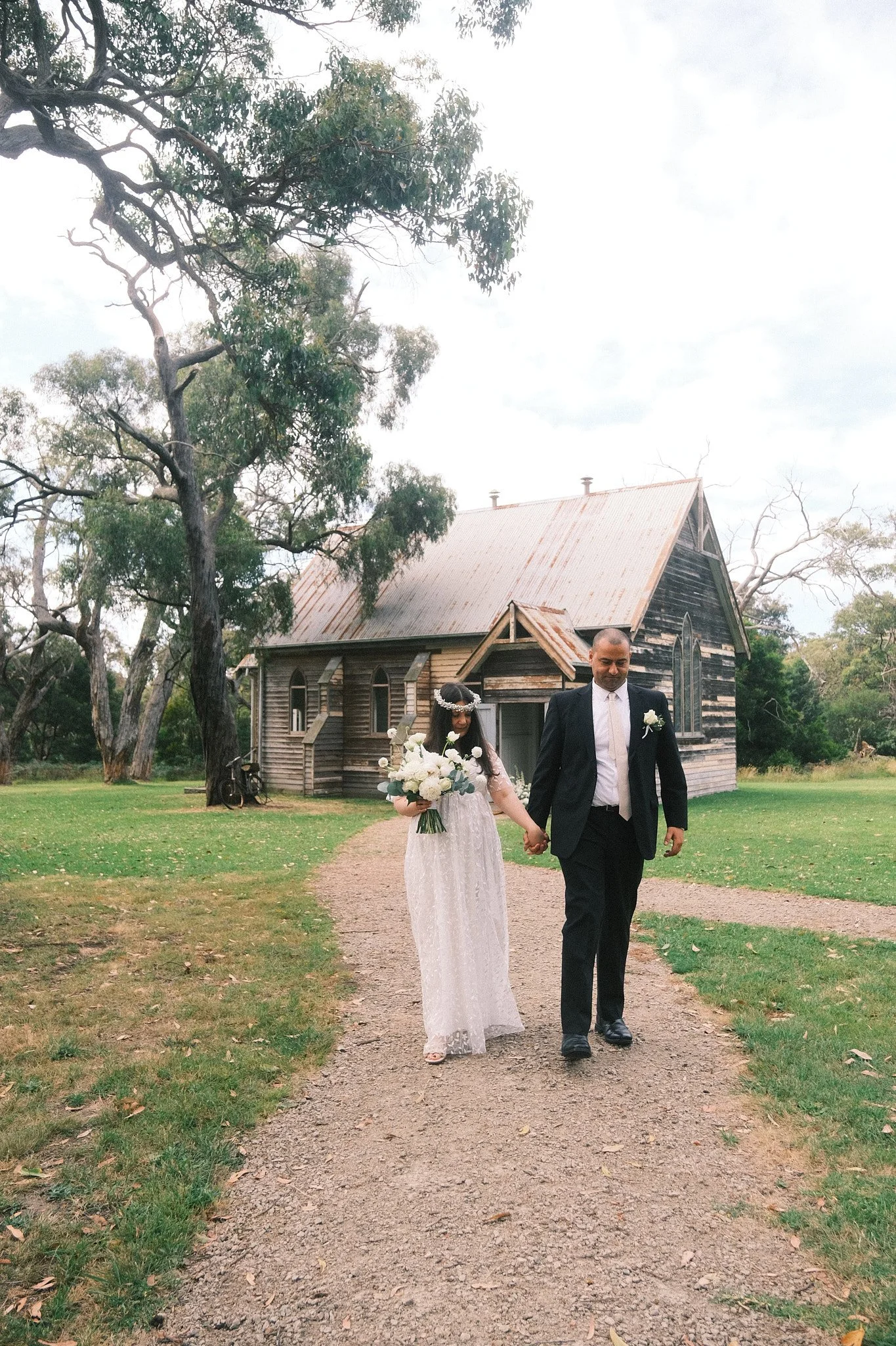 Couple_Walk Out - Loreta & Varol 18.jpg