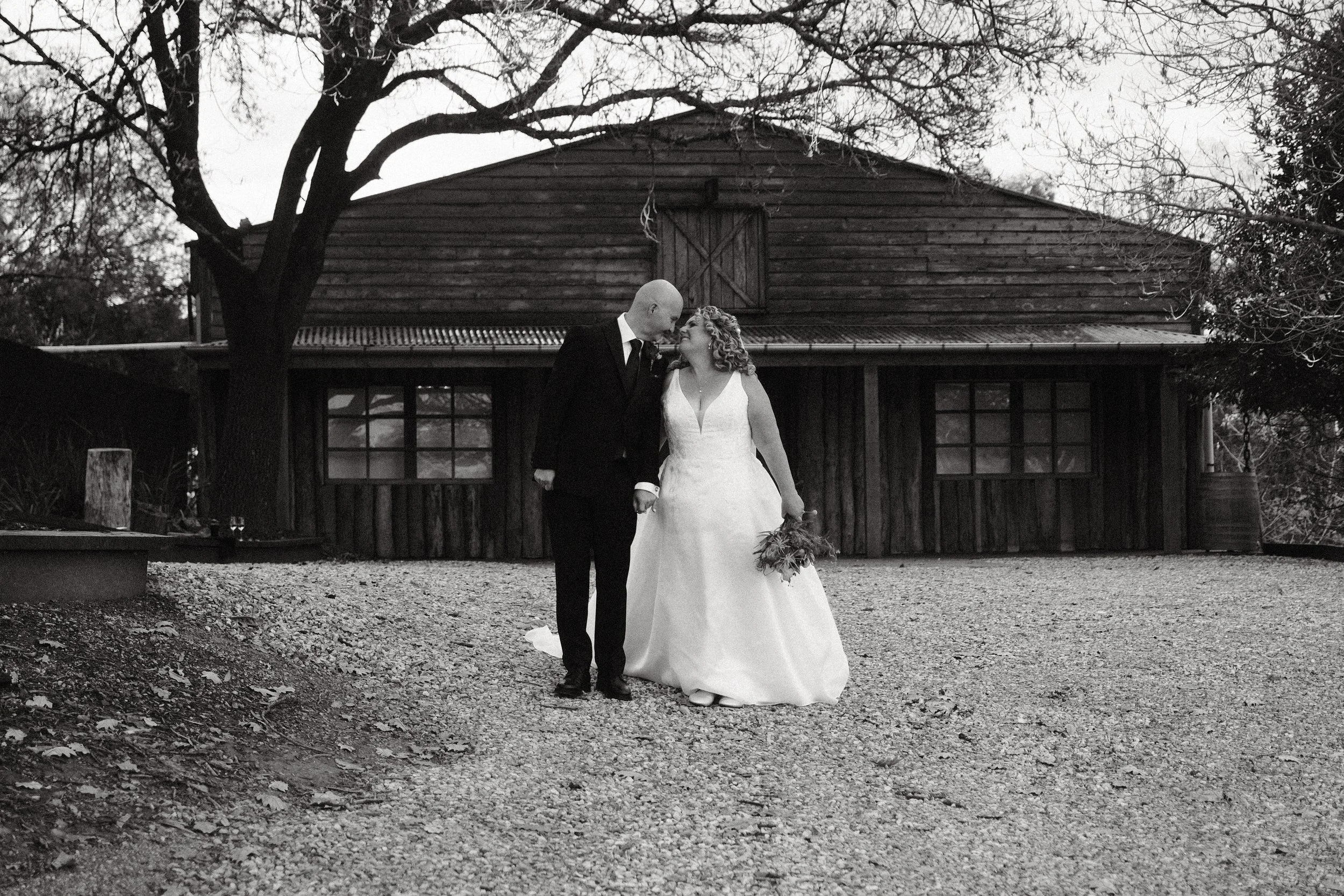 Couple_Barn Walk - Heidi & Hakan_15.08.2026 3.jpg