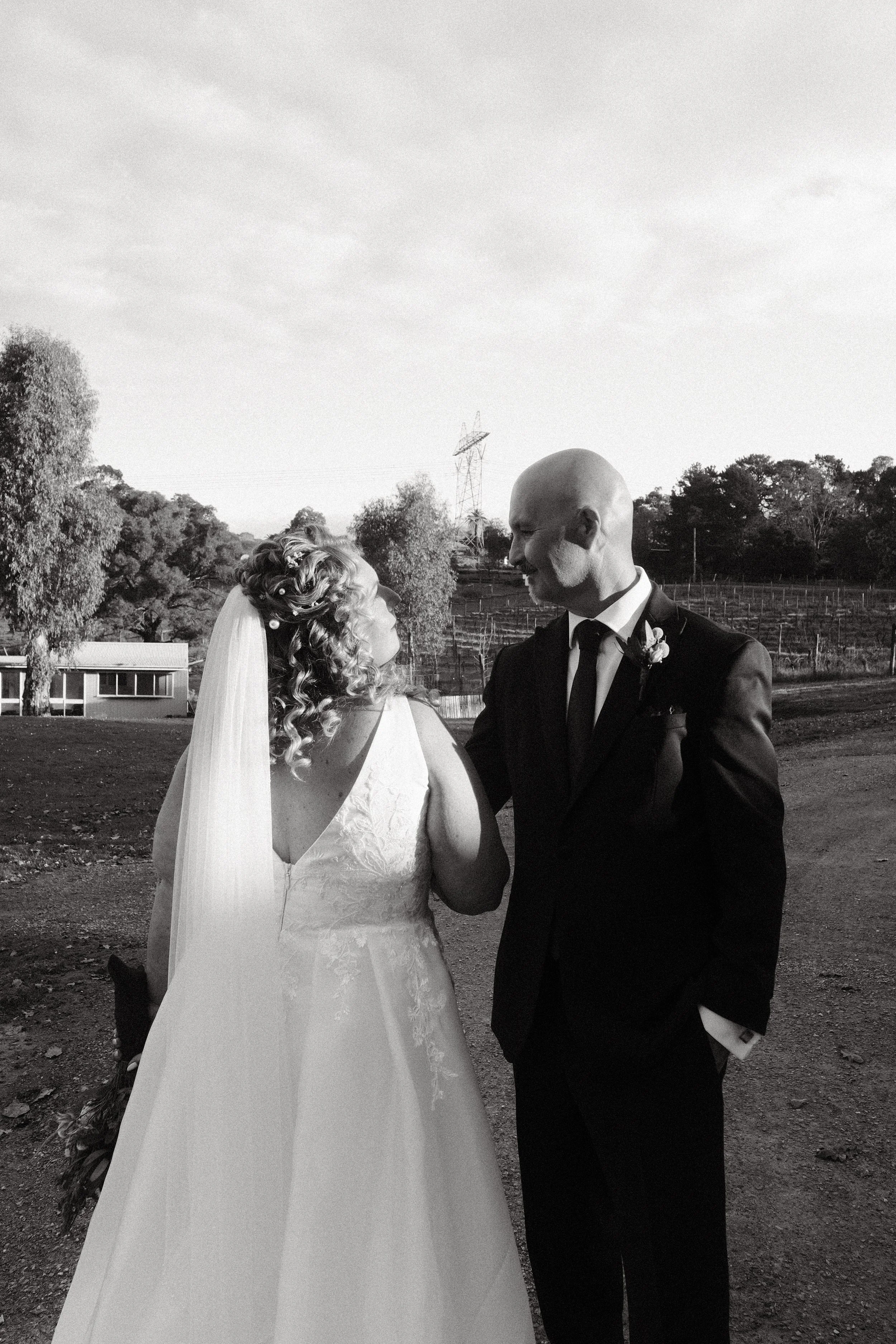 Couple_Barn Walk - Heidi & Hakan_15.08.2026 19.jpg