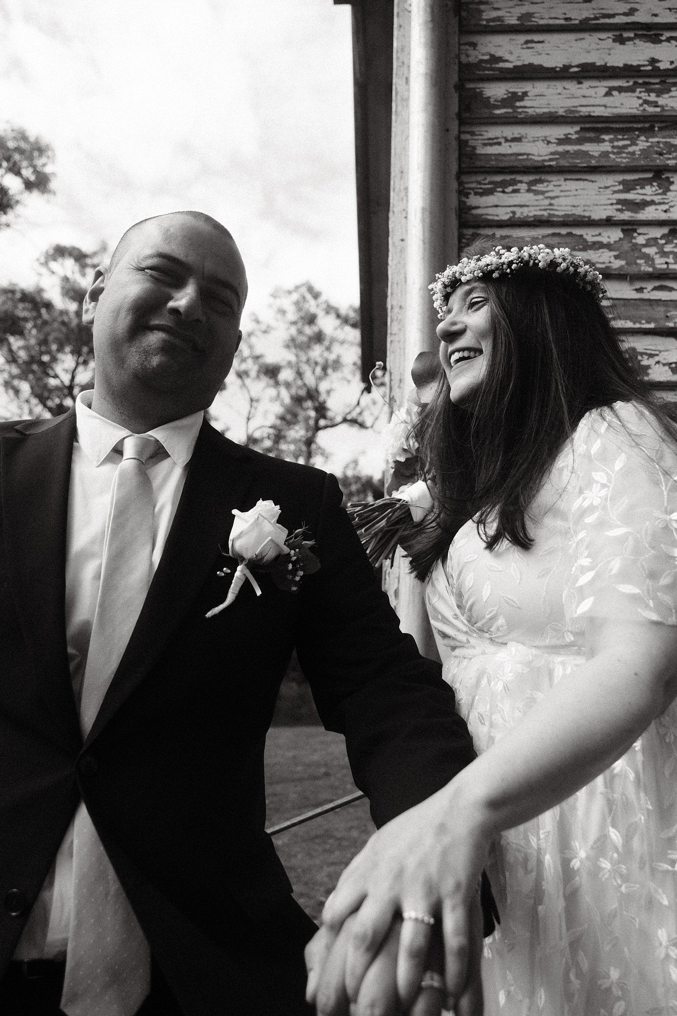 Couple_Chapel Outside - Loreta & Varol 29.jpg