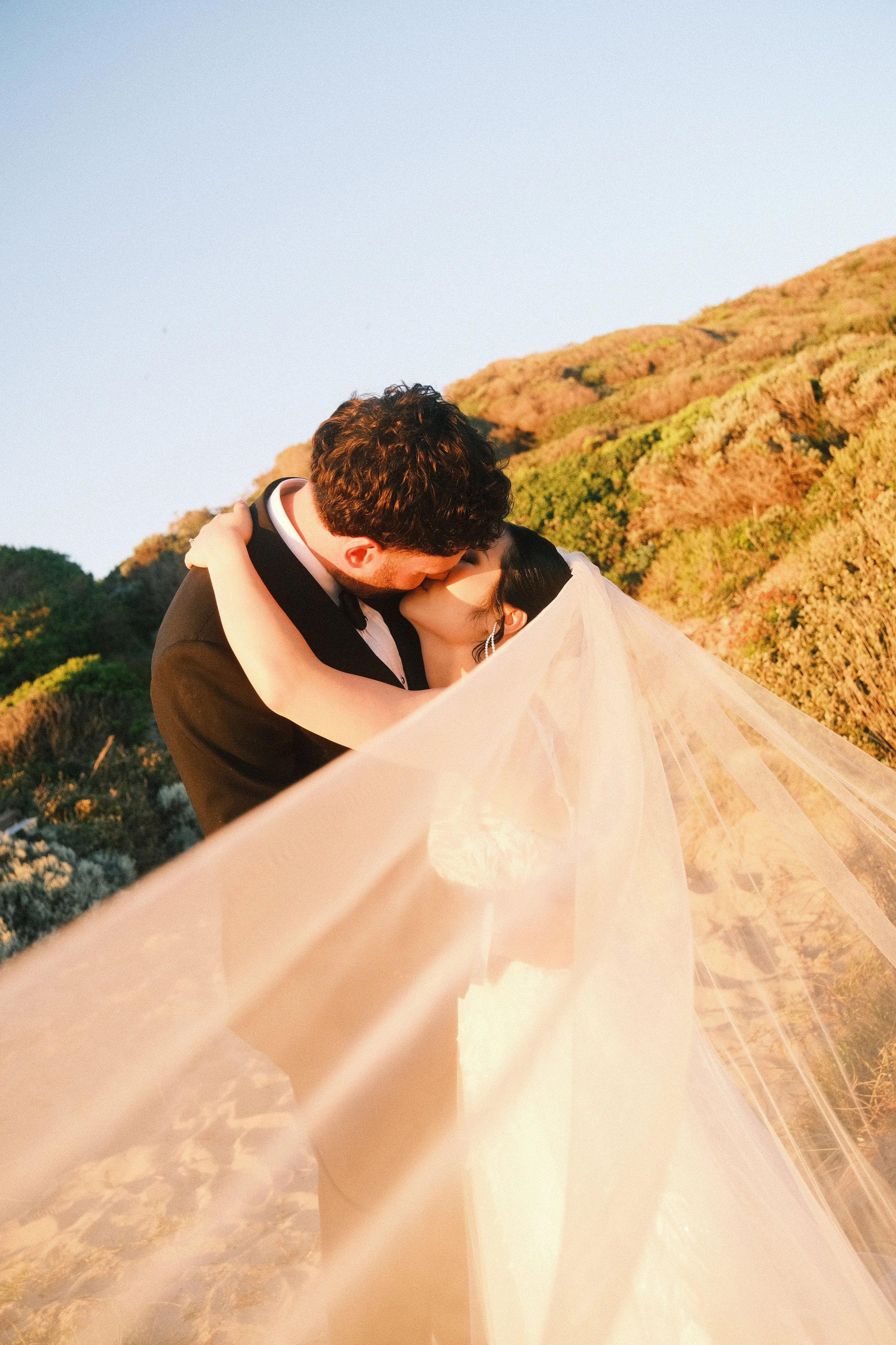Couple Veil_Photos3 - H&E 18.10.2026 5.jpg