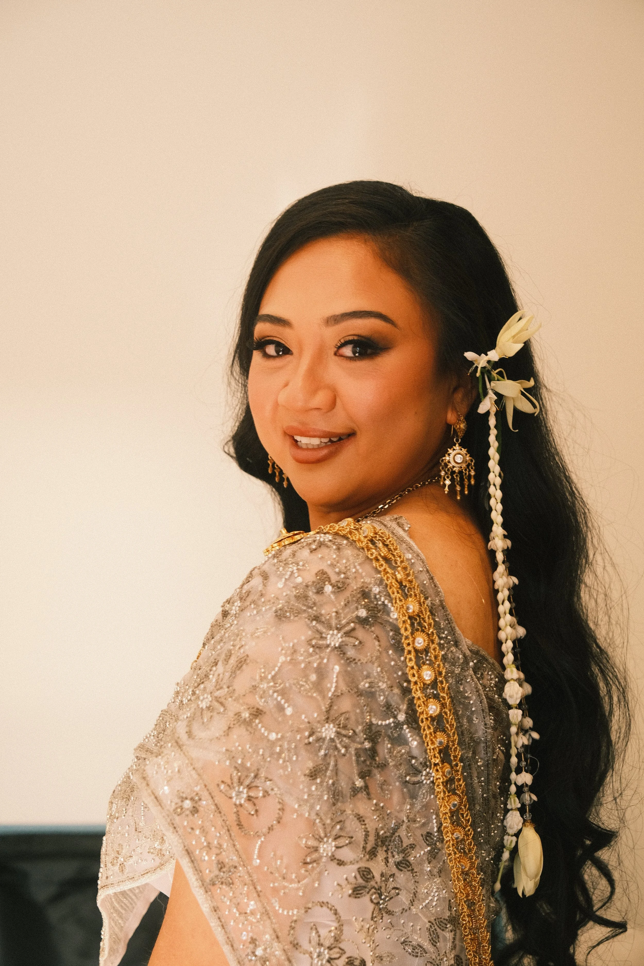 Annie_outfit2 - A&M Khmer 01.08.2026 2.jpg