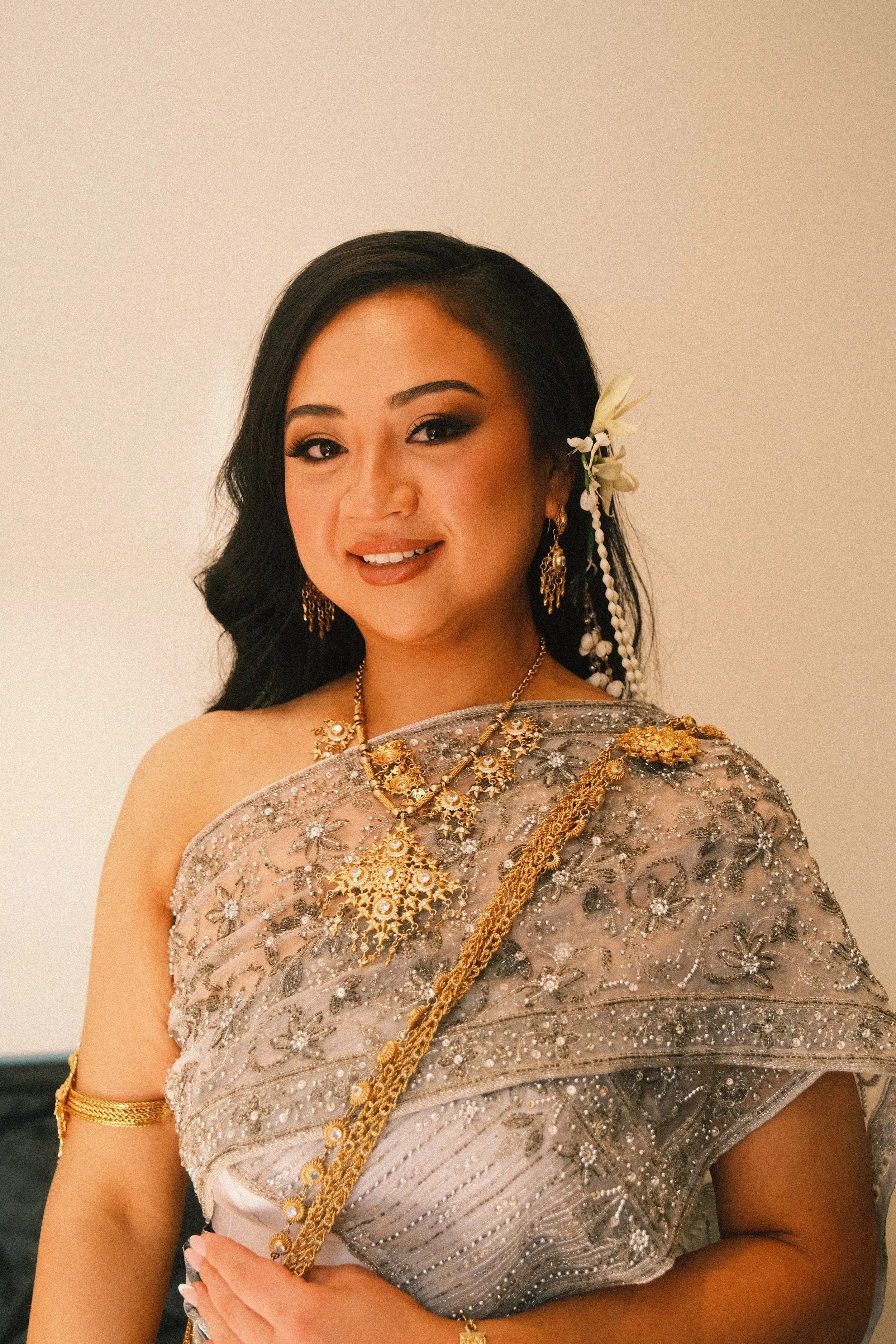 Annie_outfit2 - A&M Khmer 01.08.2026 1.jpg