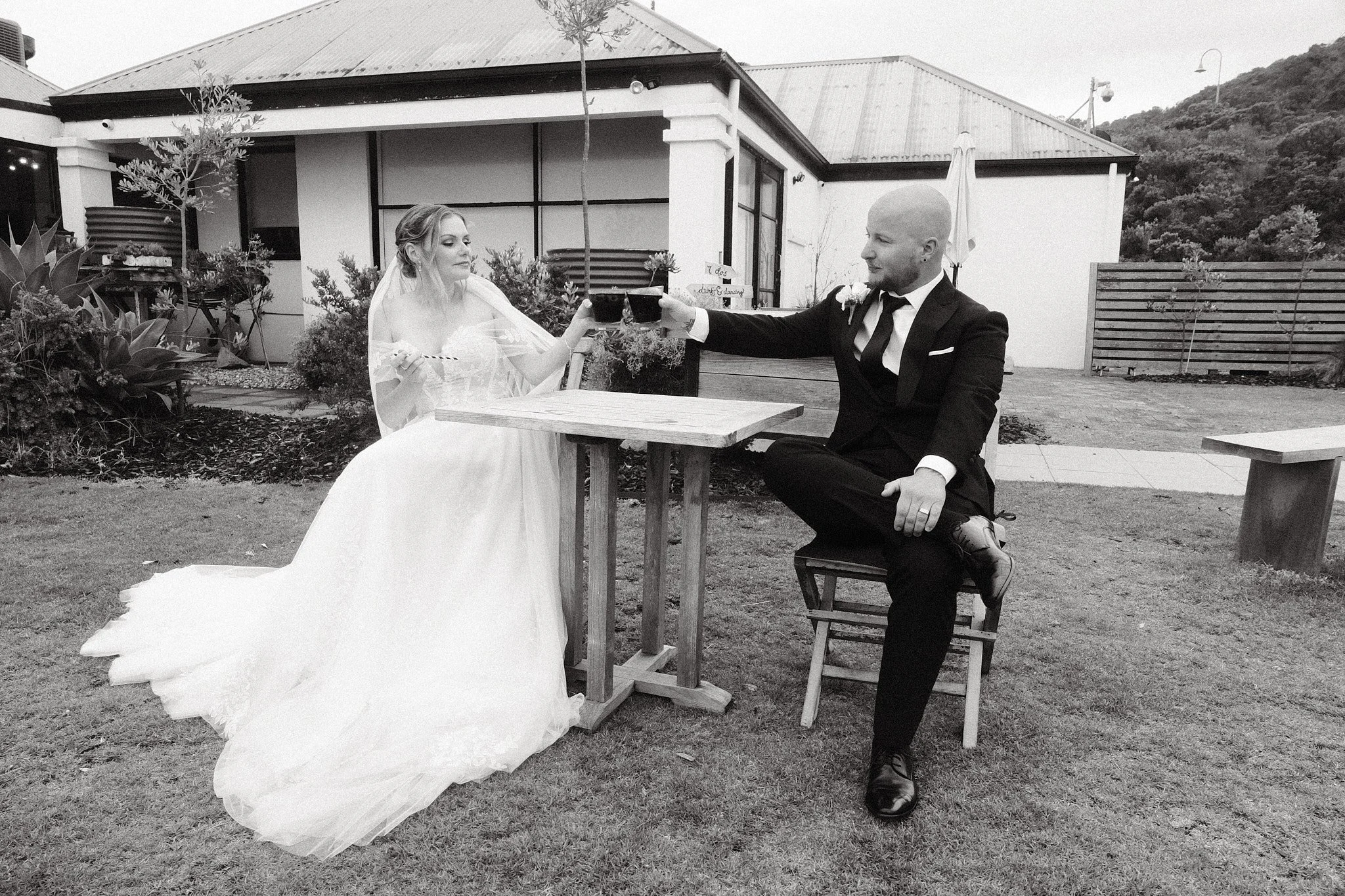 Couple_Table - AJ.24.02.26 2.jpg