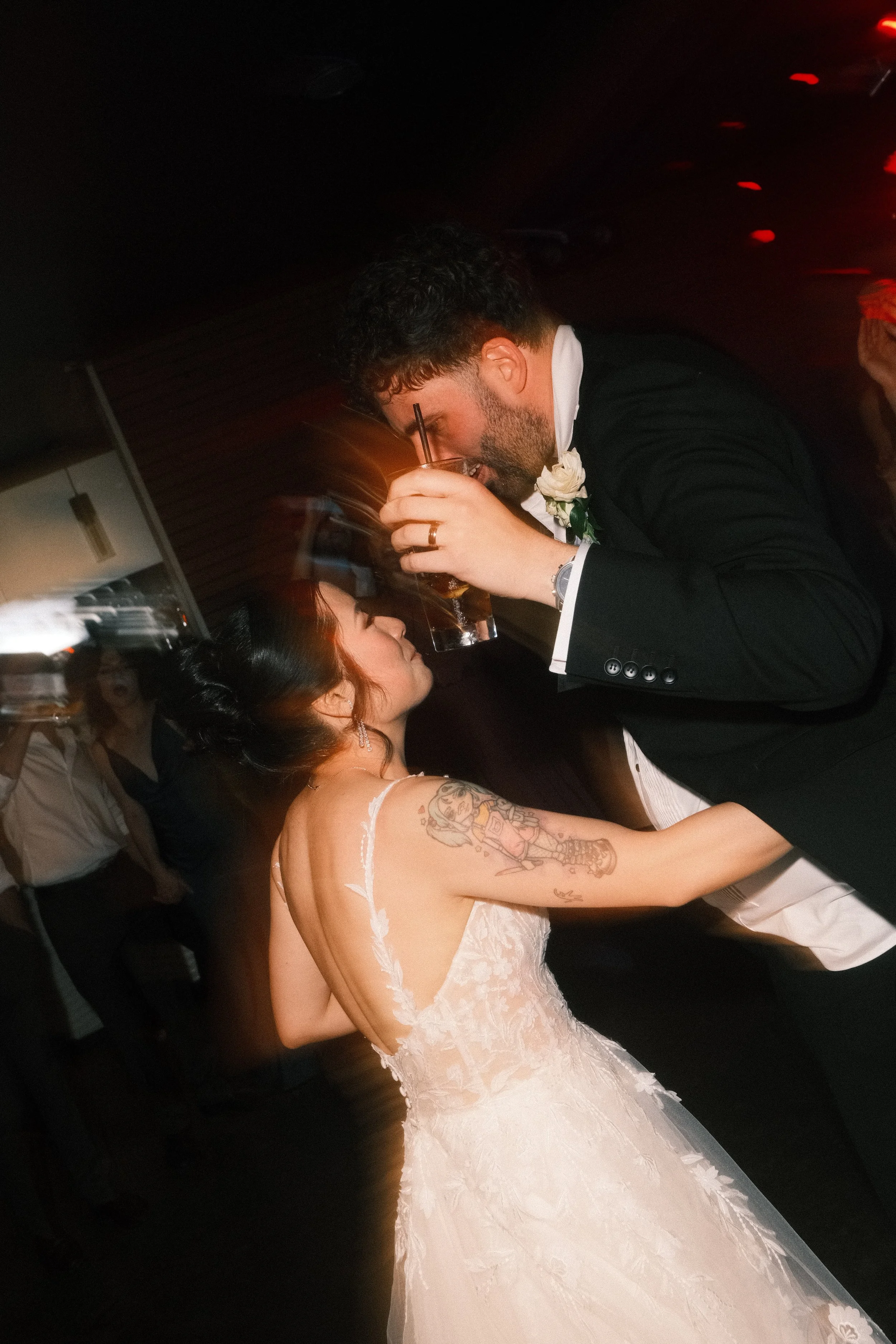 Couple_Dance Floor - H&E 18.10.2026 1.jpg