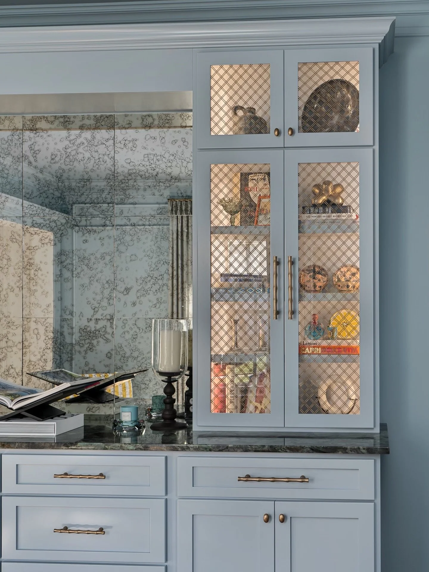 A glimpse at the flawless custom cabinetry in the front room at our Berkley Project. 
&bull;
&bull;
&bull;
&bull;
Cabinetry: @chuppcustomcabinetry 
Hardware: @architecturaldepot 
Cabinet Grills: @richelieuhardware 
Paint: @farrowandball Parma Gray (c