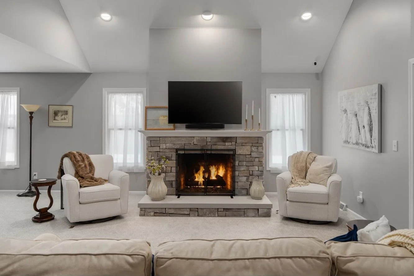 You won&rsquo;t believe the transformation that took place in this room (swipe for the before).

Once a decidedly outdated space that felt dark and heavy has been completely revitalized into an open bright space that gives warm and welcoming energy. 