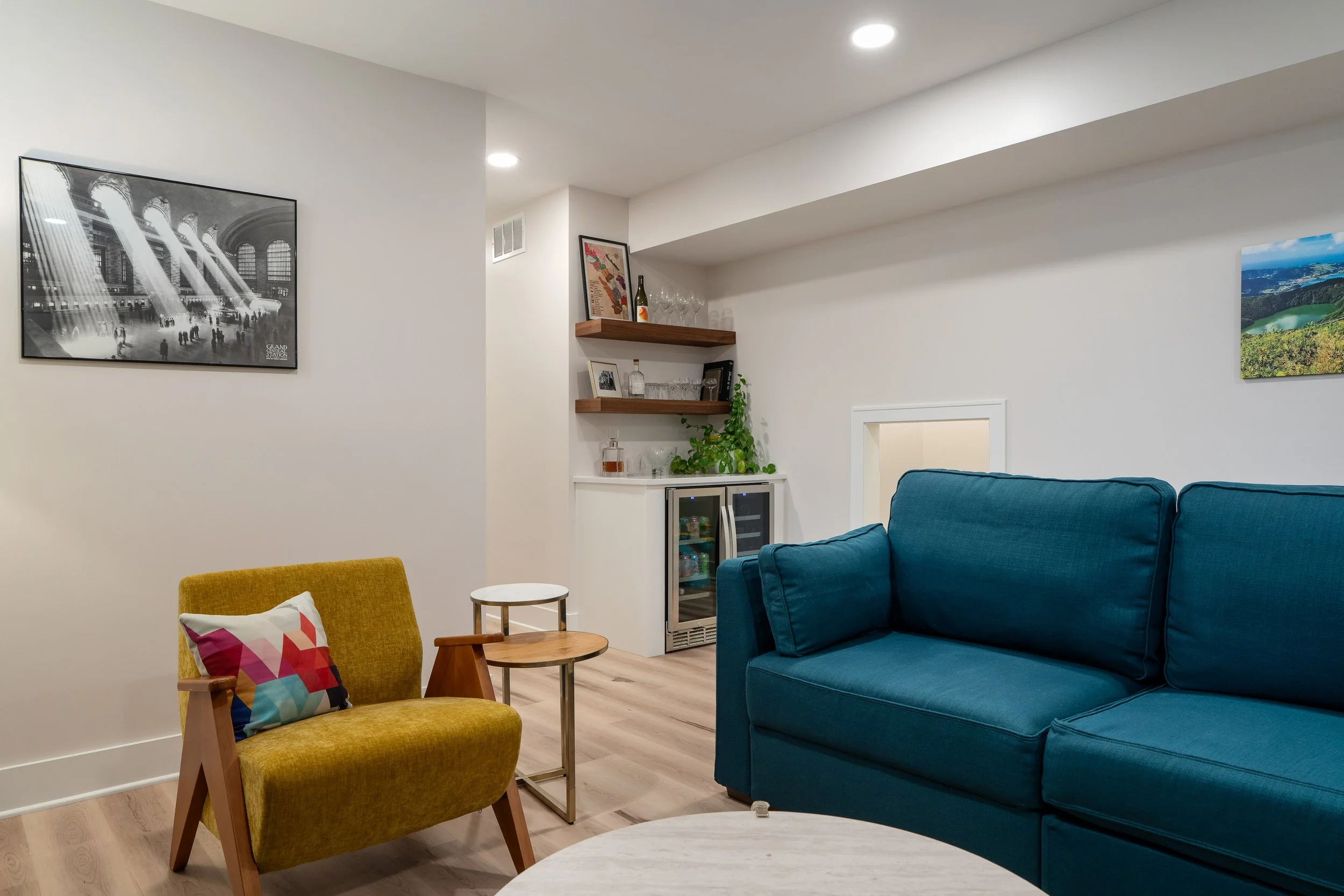 Reynolds Ave Basement_03_web res_.jpg