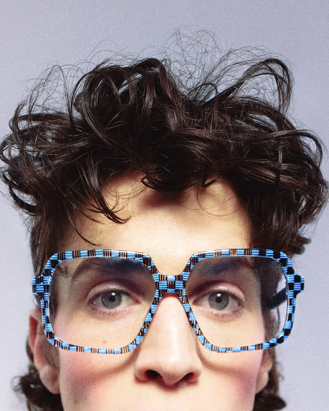 MARNI has been recognized as the most artistic, color-savvy, life embracing, off-beat brand in the luxury segment since 1994. Marni consistently challenges the traditional codes of fashion, the seriousness of dressing up, and the boring “sameness” th