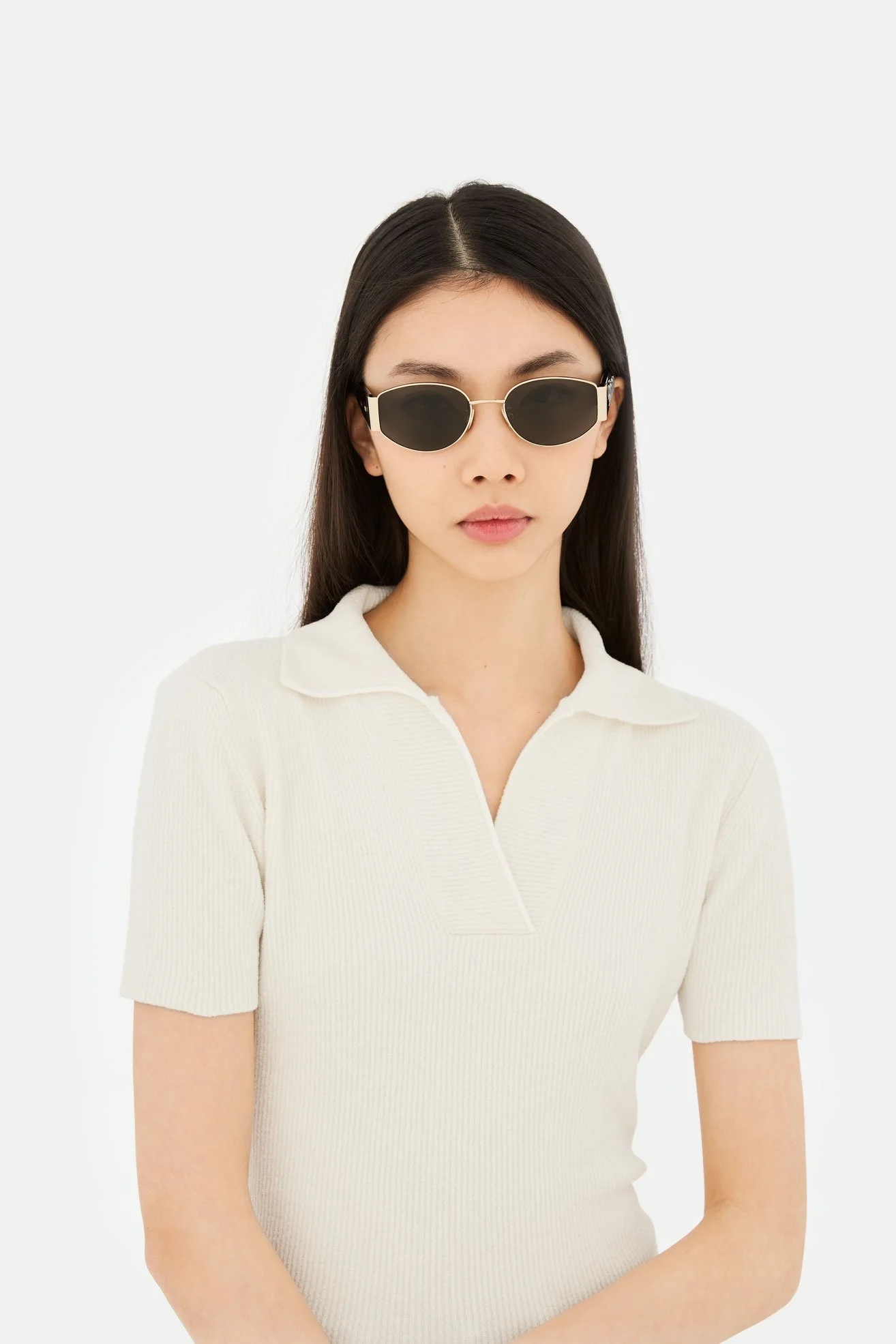 RETROSUPERFUTURE is a leading contemporary eyewear brand from Milan, worn by the biggest artists and icons globally since 2007. RSF is known for colorful acetate, experimental materials and advanced Italian construction.