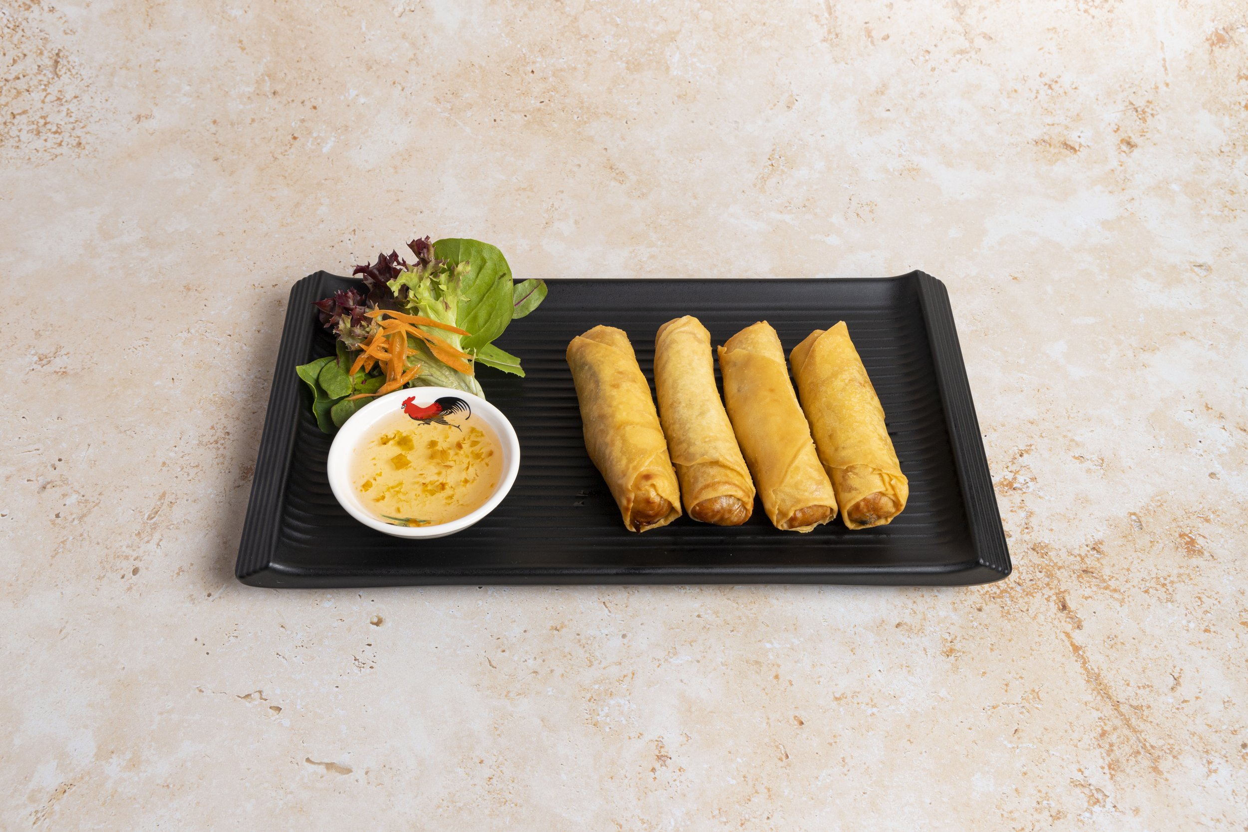 Vegetarian_Spring_Rolls_01.jpg