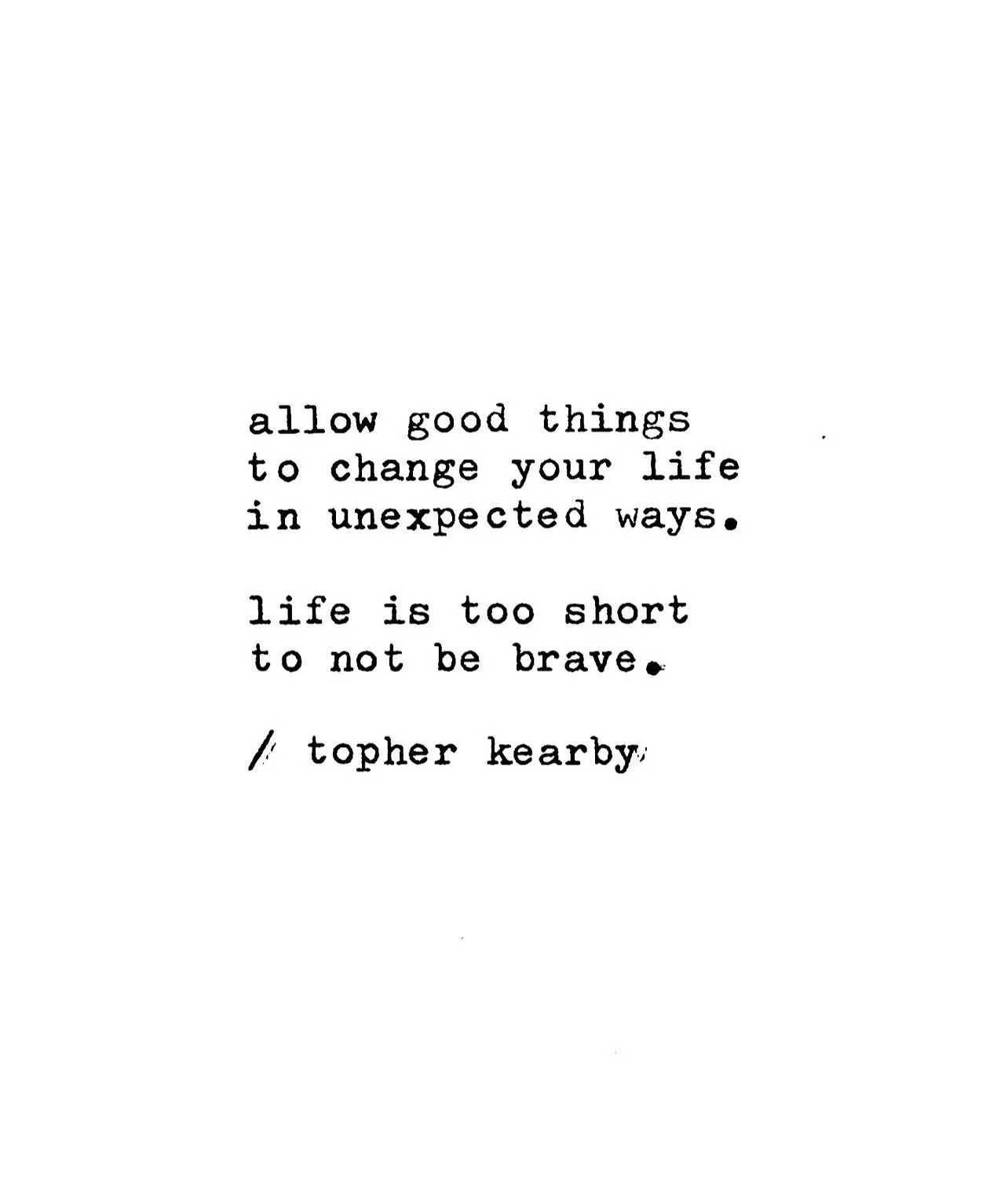 ✨ Dreamer, mama, maker, human&hellip; I&rsquo;ve been holding a lot this week. Here are the quotes that met me right where I was. 

➡️Swipe to find your fave 💫

Life is too short not to be brave. 🩷
This week has been A LOT - mama life, moving piece