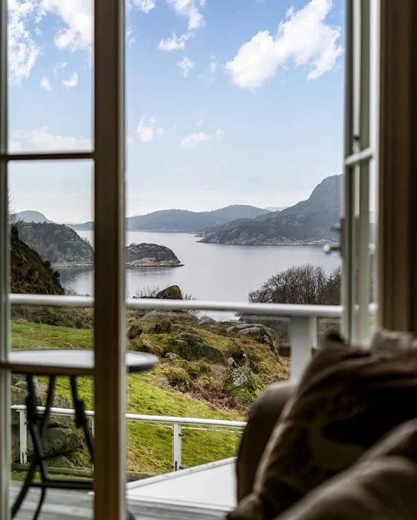 Medlem nr 49, Khadidja Belounis, jobber i Farsund og forteller om seg selv, &laquo;Hi, I started my real estate photography journey in 2023 with @bolio.as See the link on Bolio.as for my short story 
https://www.bolio.as/blogg/fra-hobby-til-jobb-khad