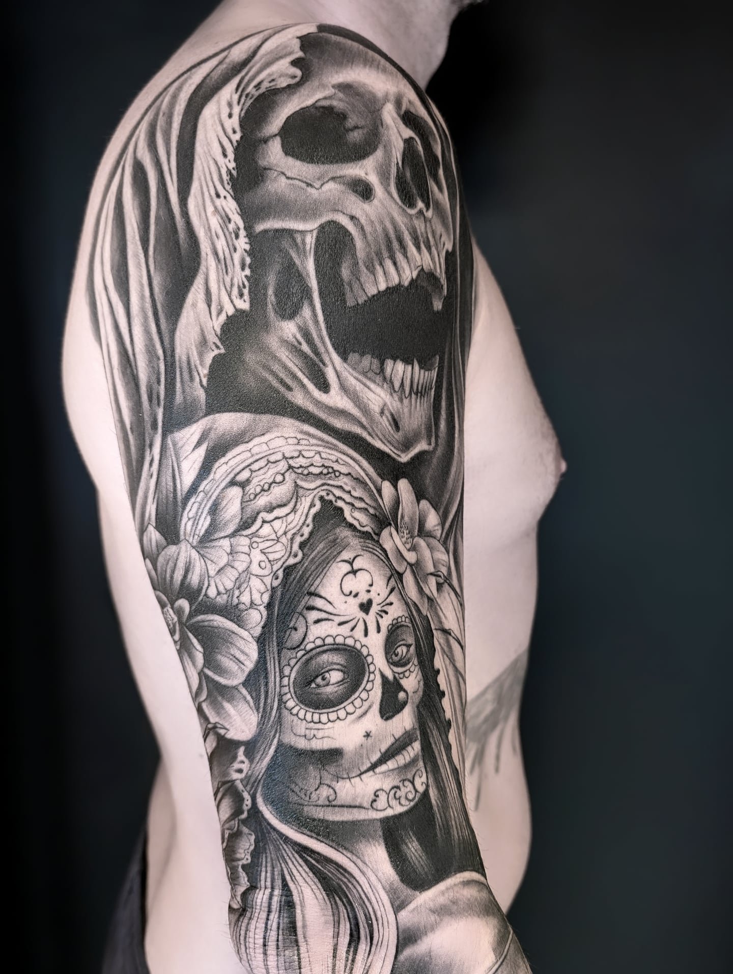 #tattoo #inked #blackandgreytattoo #lacatrina #armtattoo #lacatrinatattoo #skulltattoo #skull