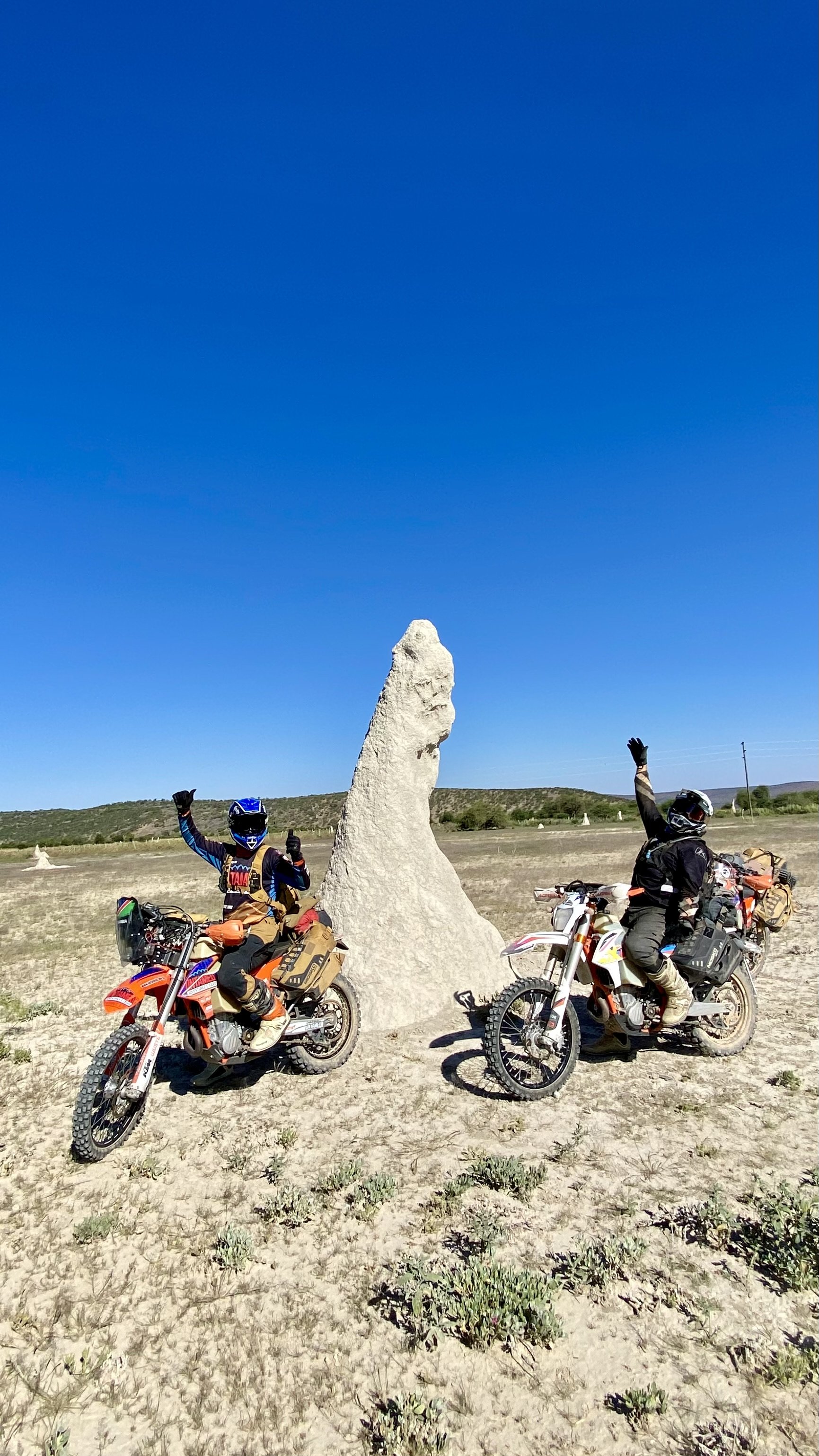 Namibia, motorbike tours, Ant hill, Mosko moto, KTM 500, Namibia motorbike tours