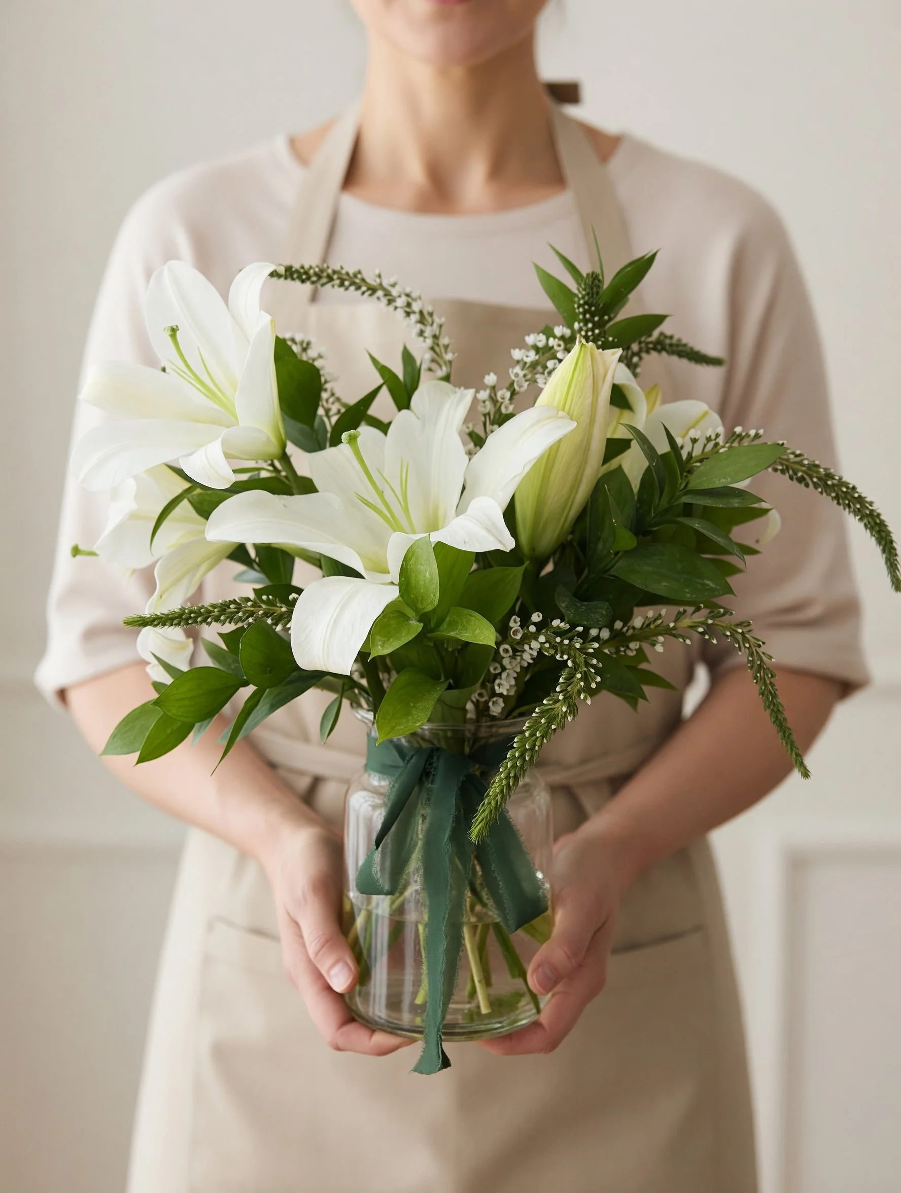 Jarrón de Lirio Blanco