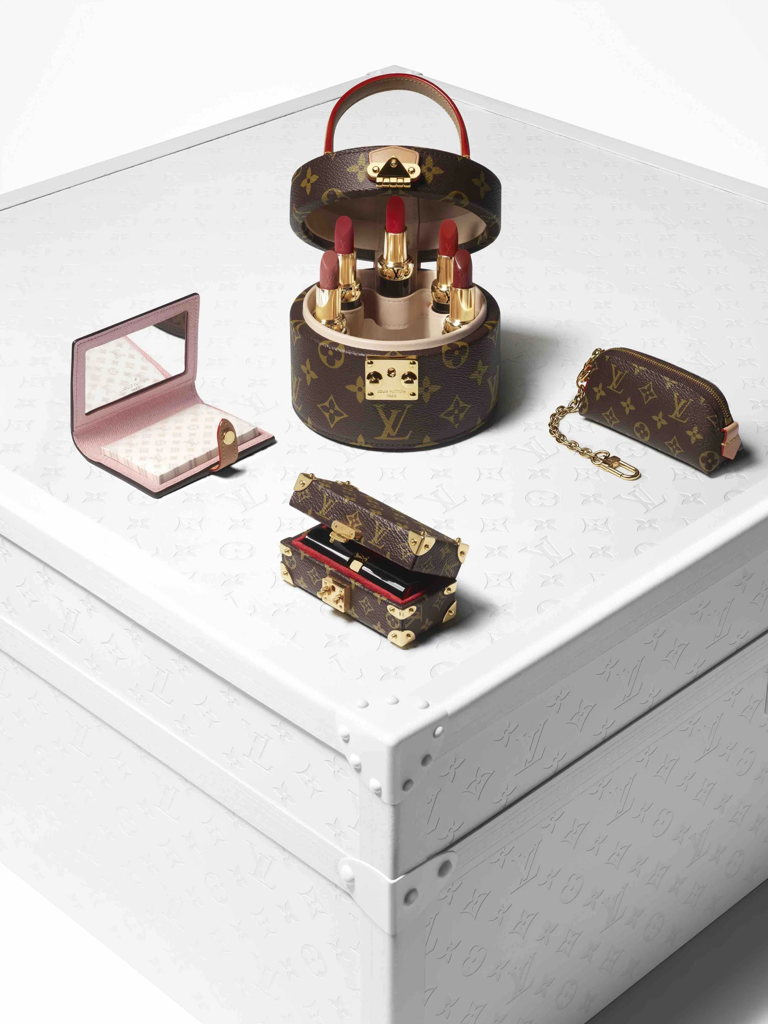 Currant-Magazine_Louis-Vuitton-Beauty-12.jpg
