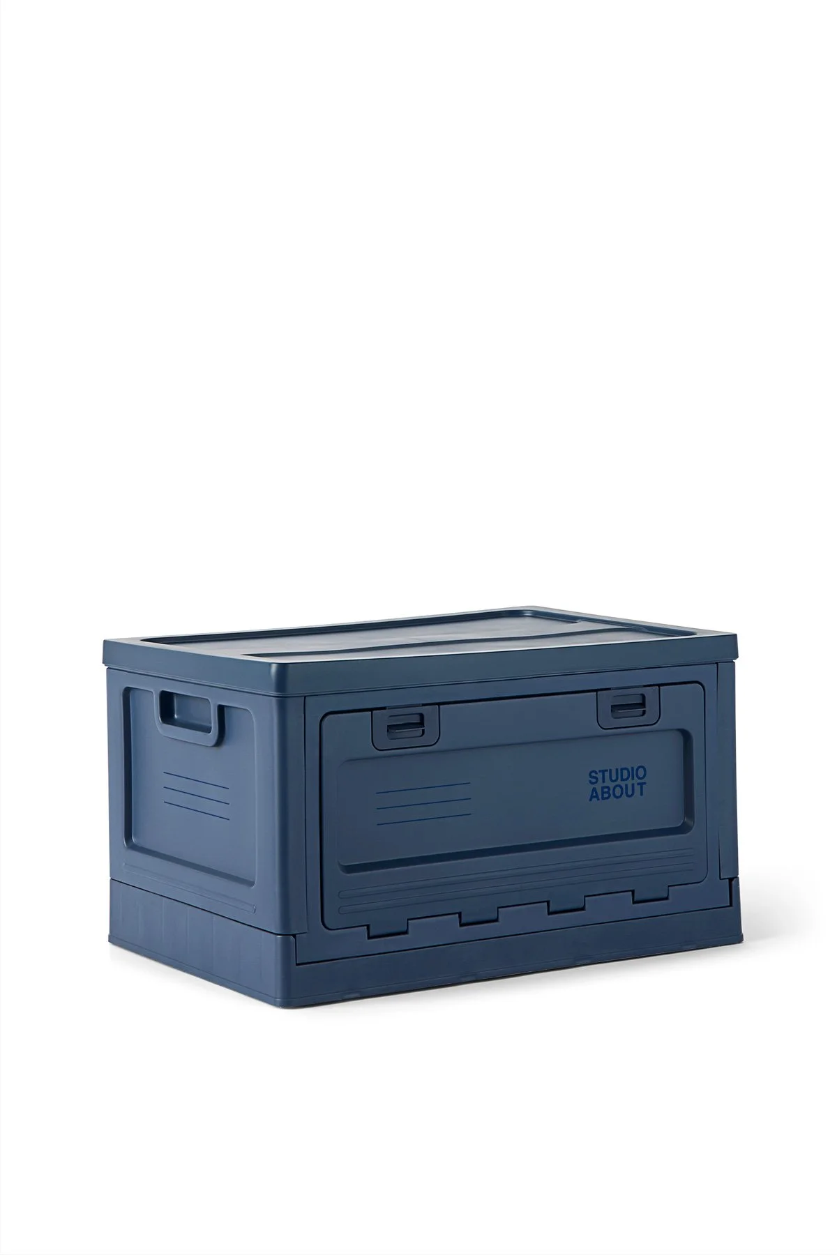 box-dark-blue-storage-large-studio-about_1.jpg