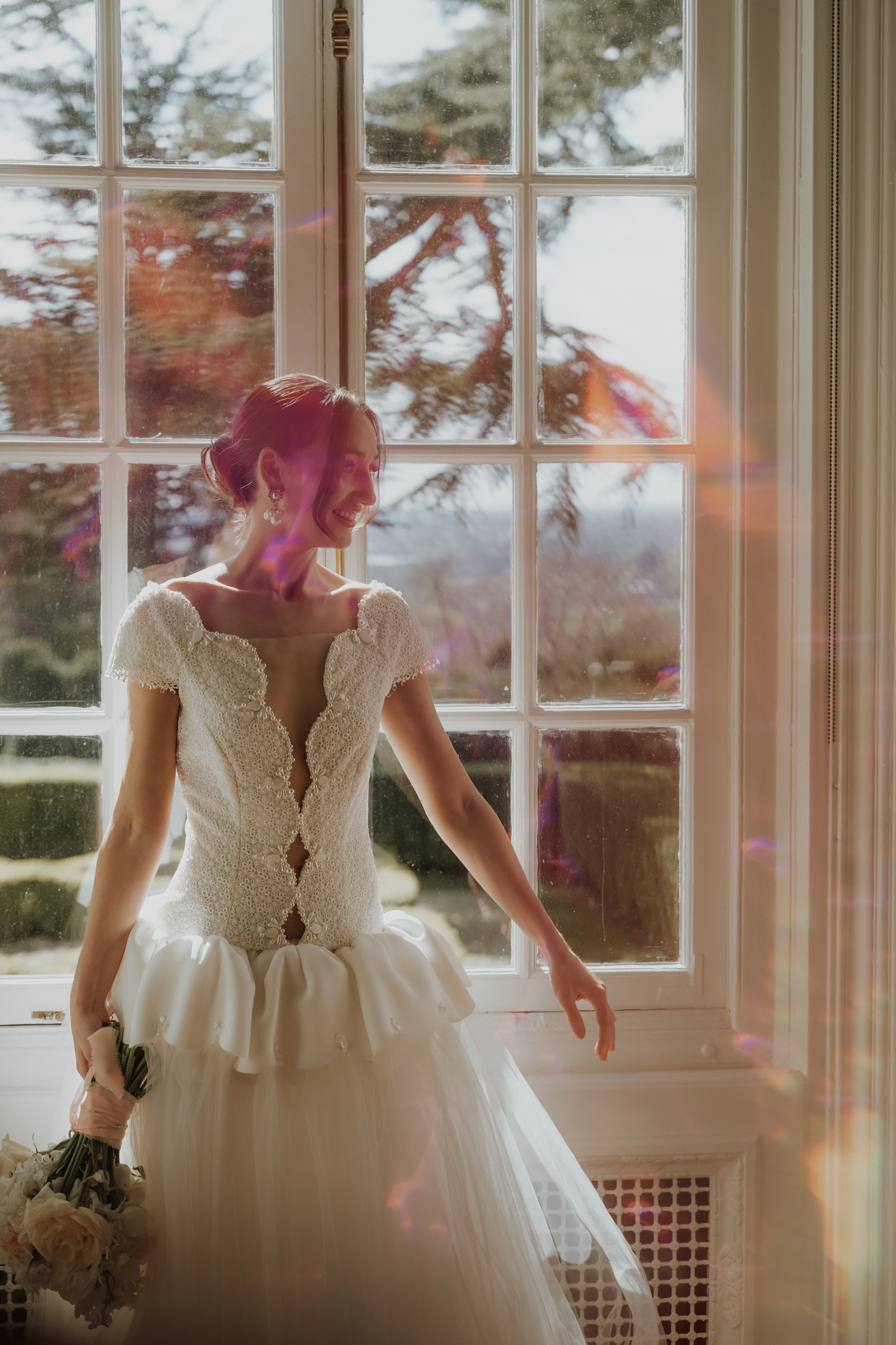 Bride getting ready at hedsor house-2.jpg