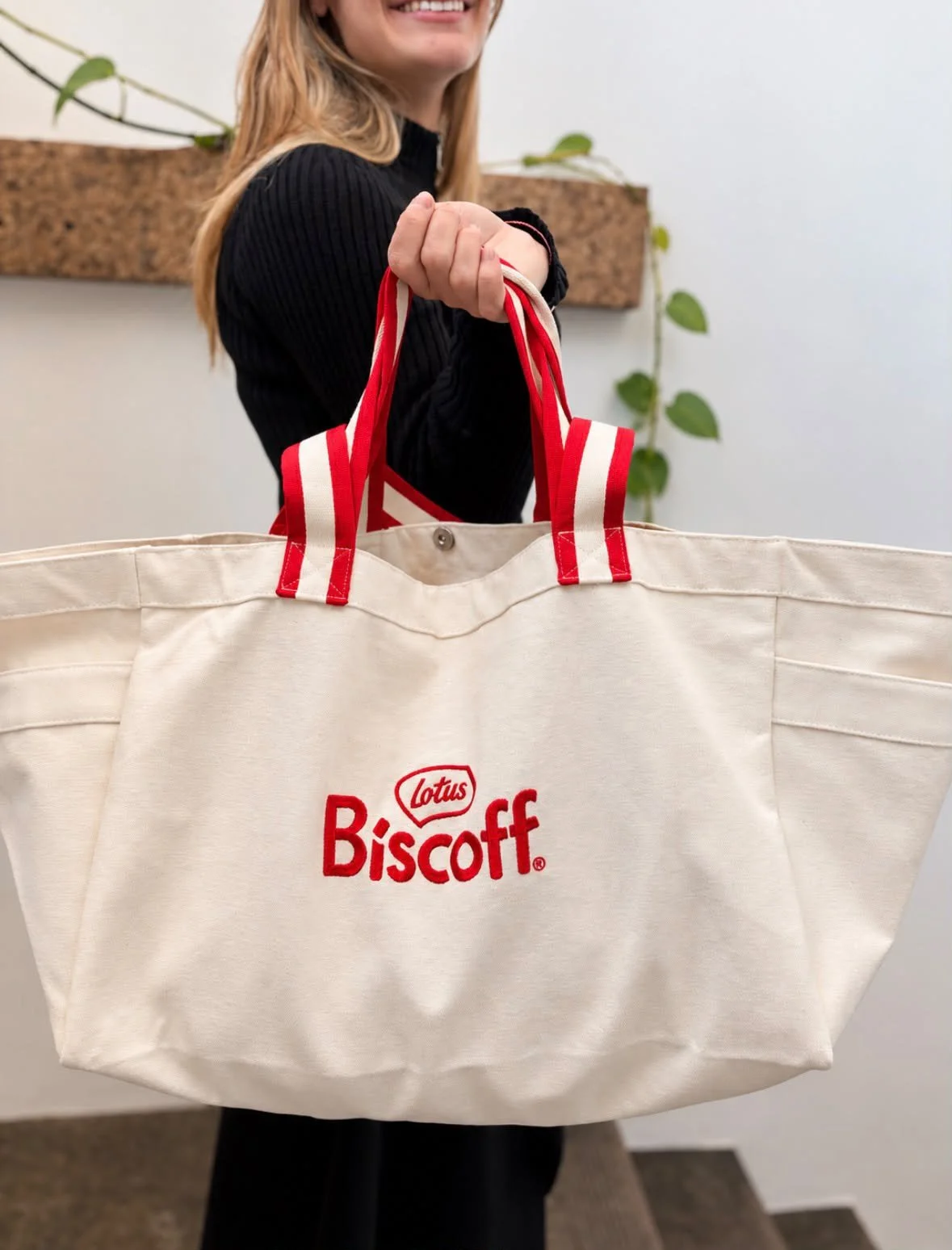 Weekendbag + Lotus + Biscoff + Embroidery.jpeg