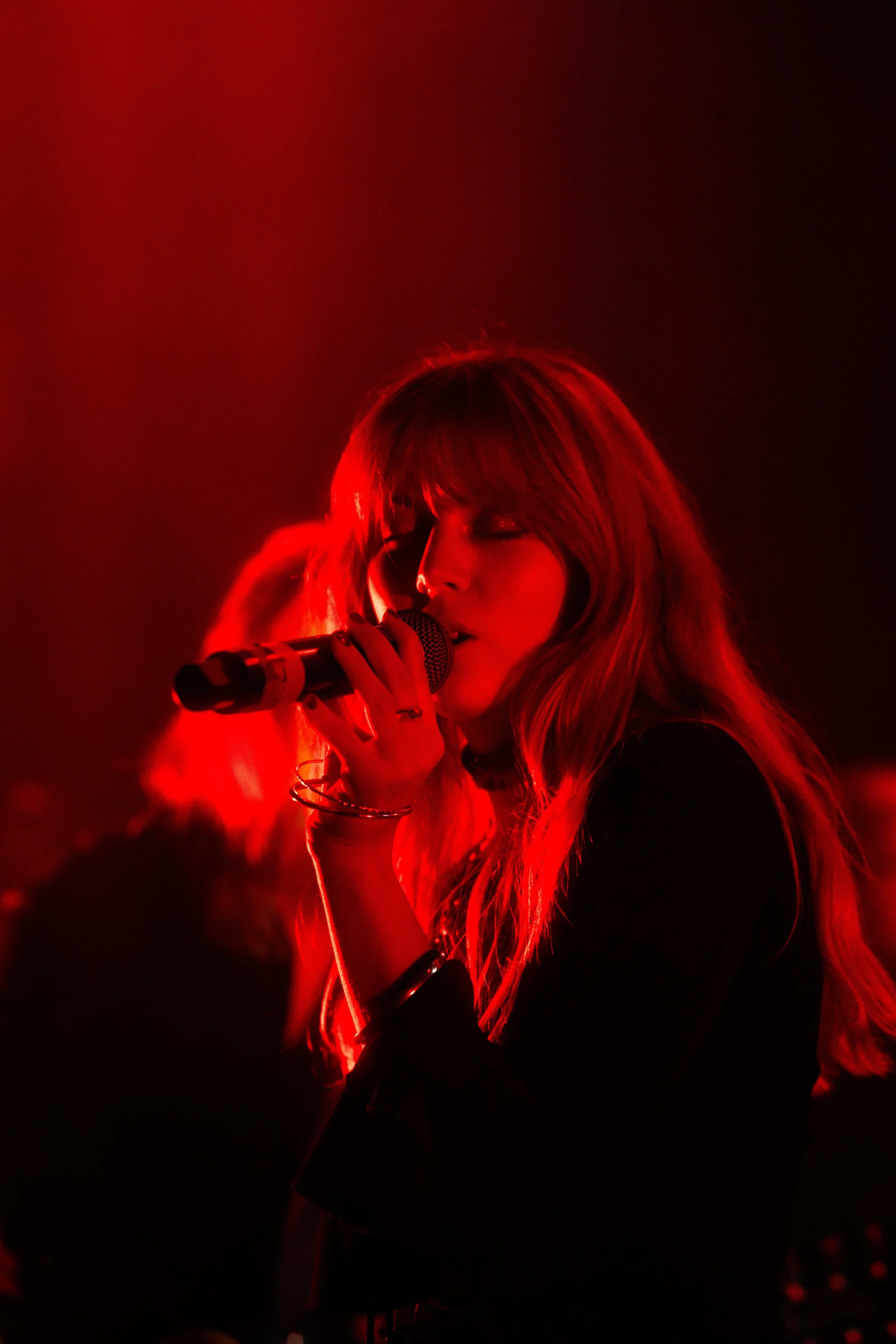Radio Revolt:  «Fading Away»