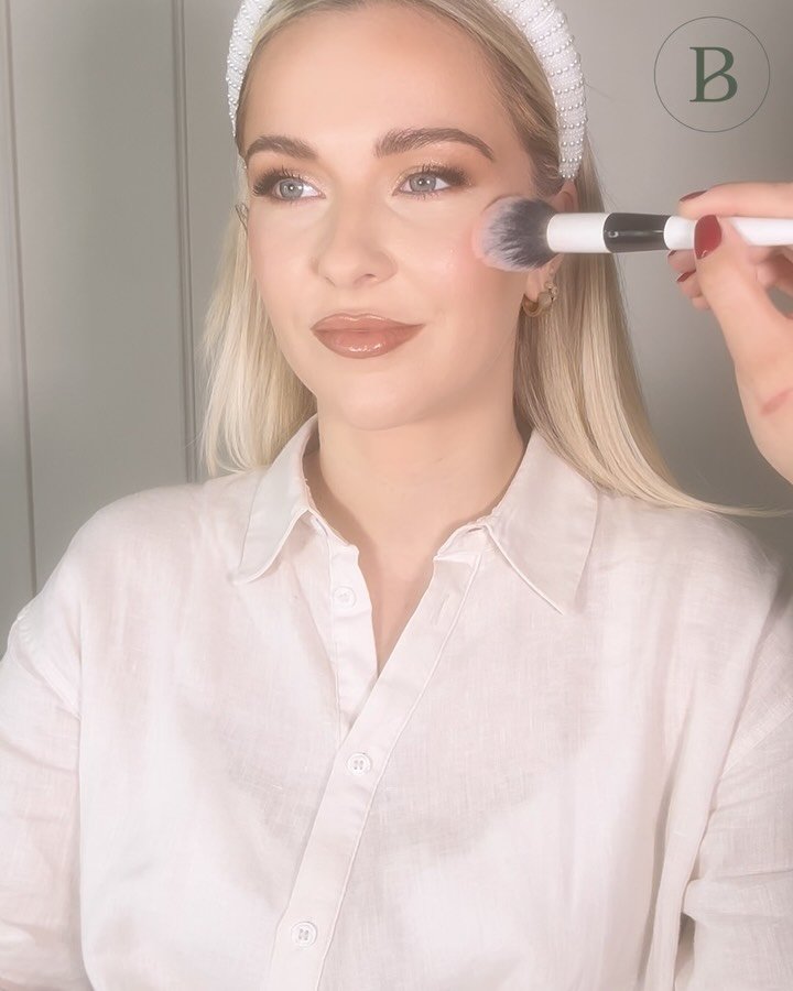 Still one of my favourite Bridal Makeup Looks 🤍✨

@jodiesheehanmua can you believe this was over 2yrs ago &amp; Baby Beti was in my belly!! Forever grateful for this day. 🤍✨🙏