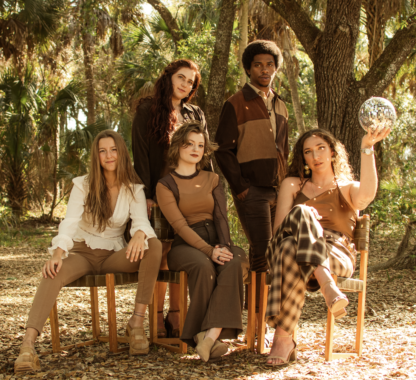 divina poppin off.png