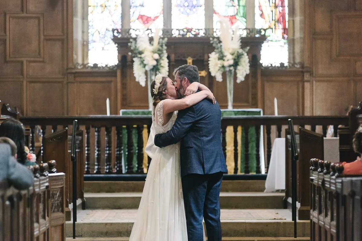 Big kiss in the church