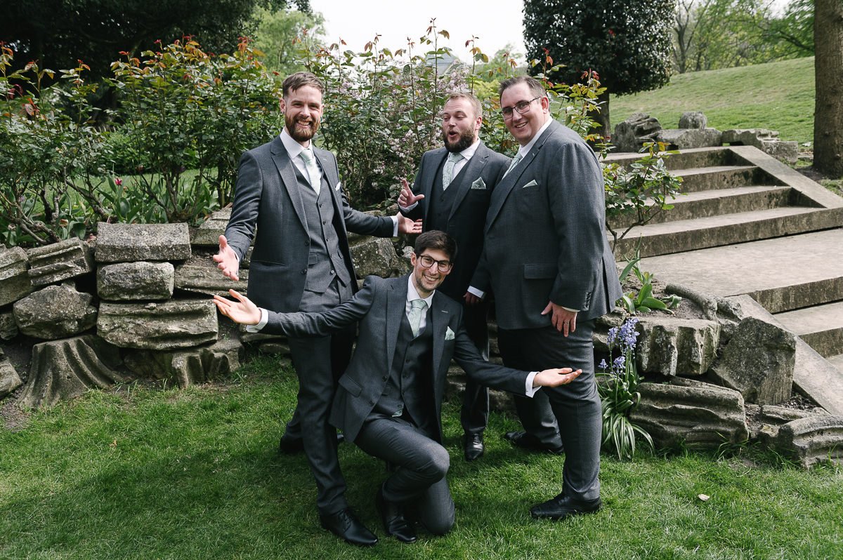 Laura & Stephen wedding at the hospitium in York a preview