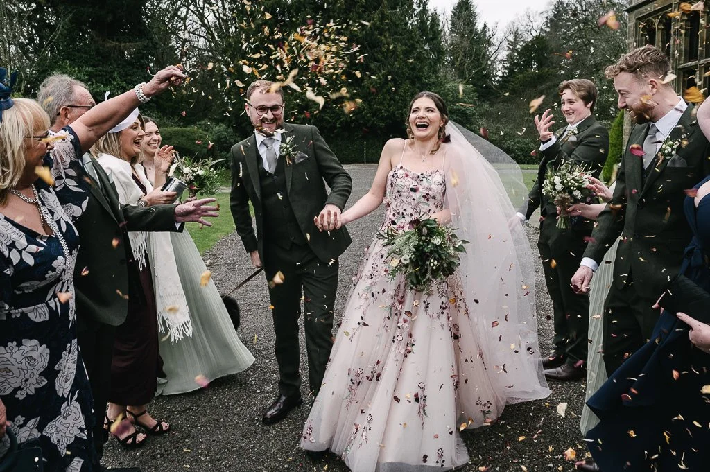 guests throwing confetti