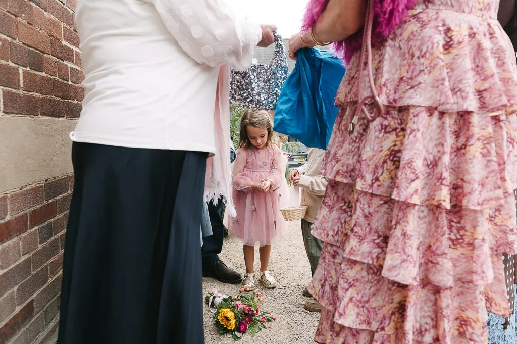 Relaxed natural documentary wedding photography 