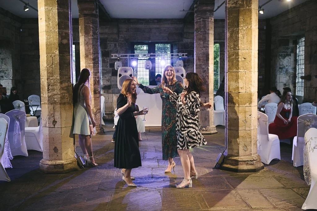 Guests dancing 