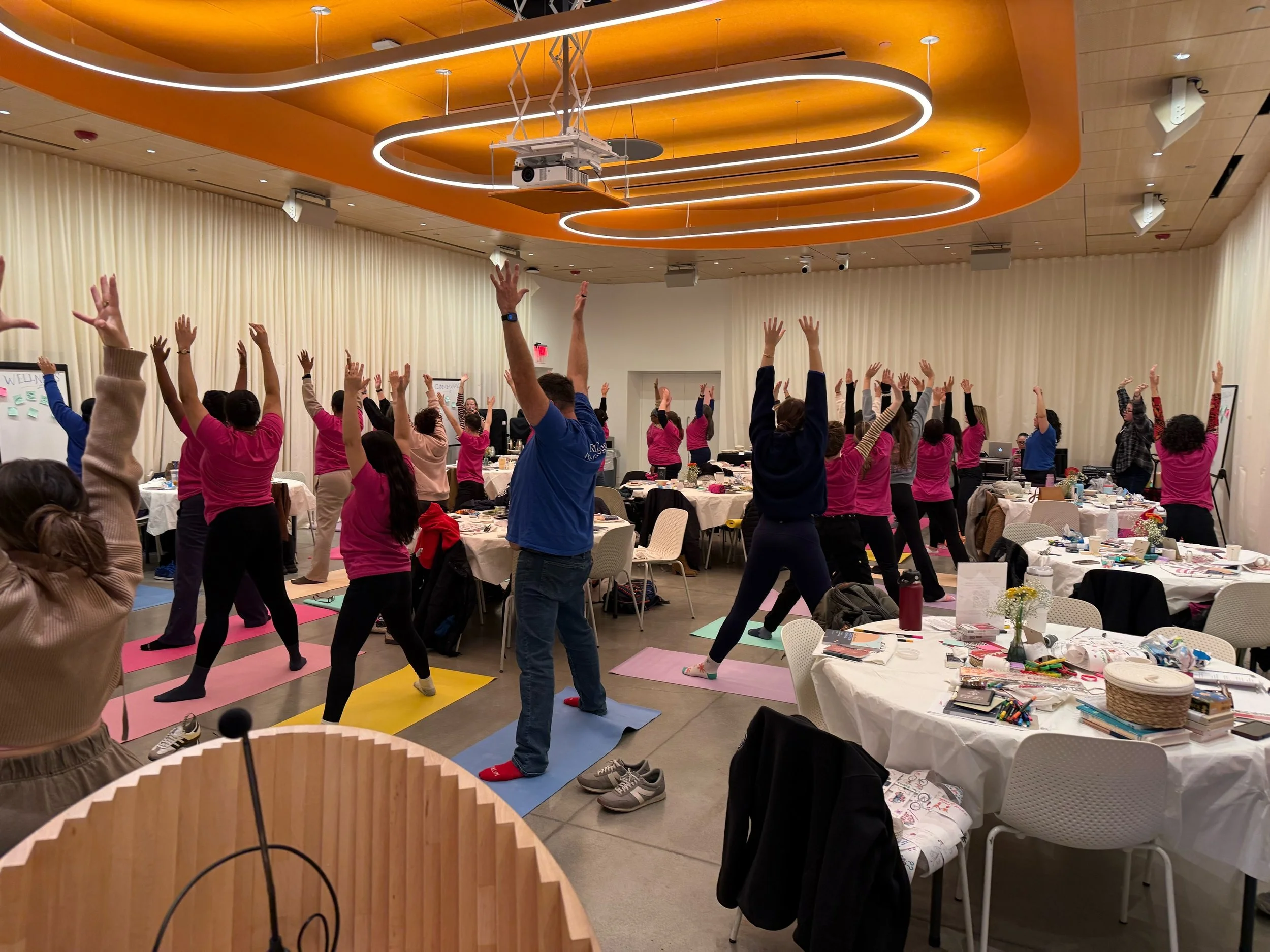 📸 spring recap: mar, apr, may movement moments!!
.
1. empowerment day yoga chill at @risd1877 
2. girl's weekend mat pilates in Bristol, RI
3. bach mat pilates in Newport, RI
4. mommy &amp; me mat pilates in Providence, RI with @hotmomsclub_ri 
5. p