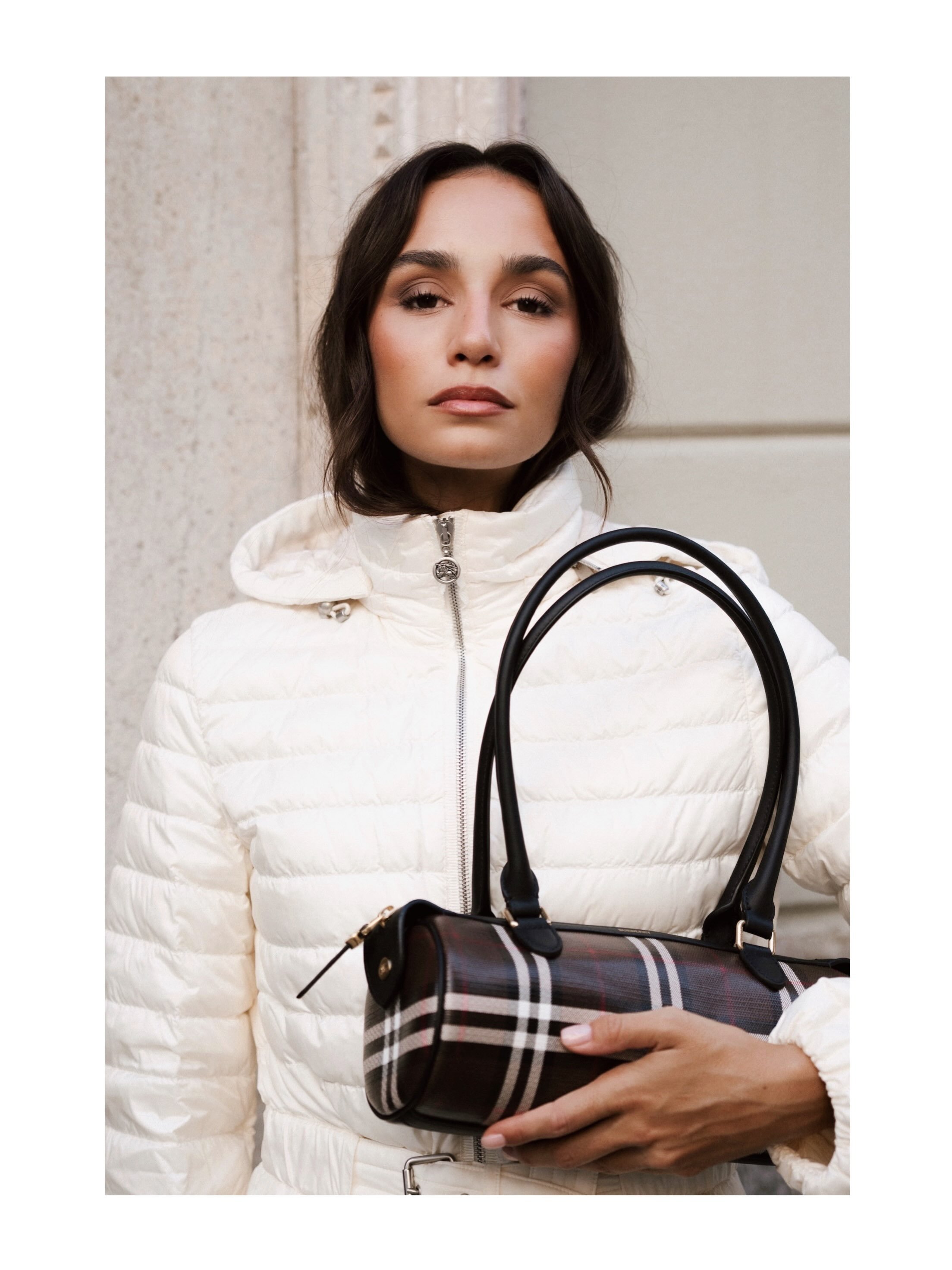 Blanca Arimany in partnership with @burberry. 

#emcpartnerships
